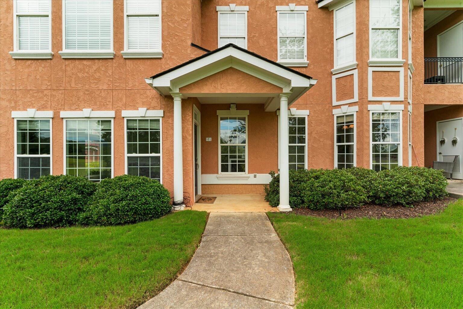 901 Renaissance Court