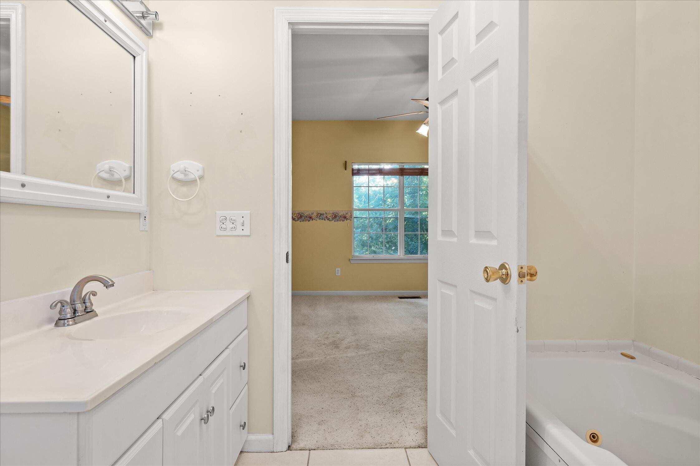 170 Shady Court, LaFayette