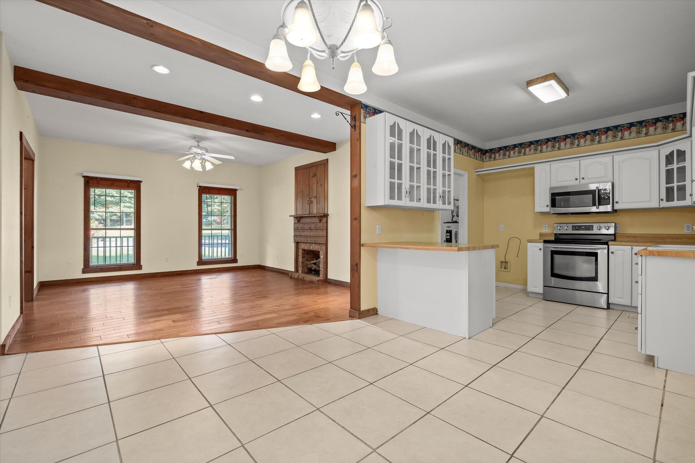 170 Shady Court, LaFayette