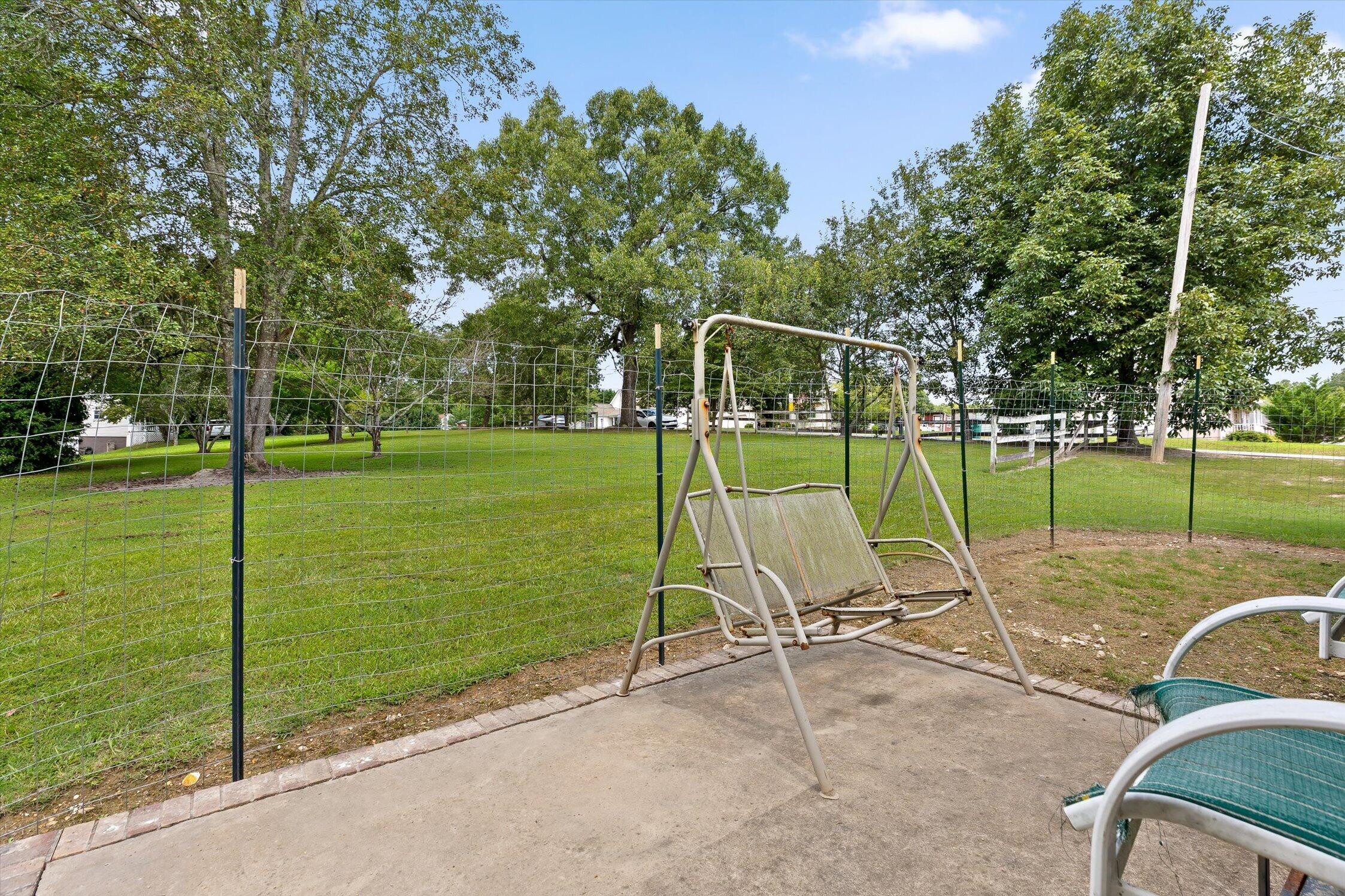 1182 Dedmon Road