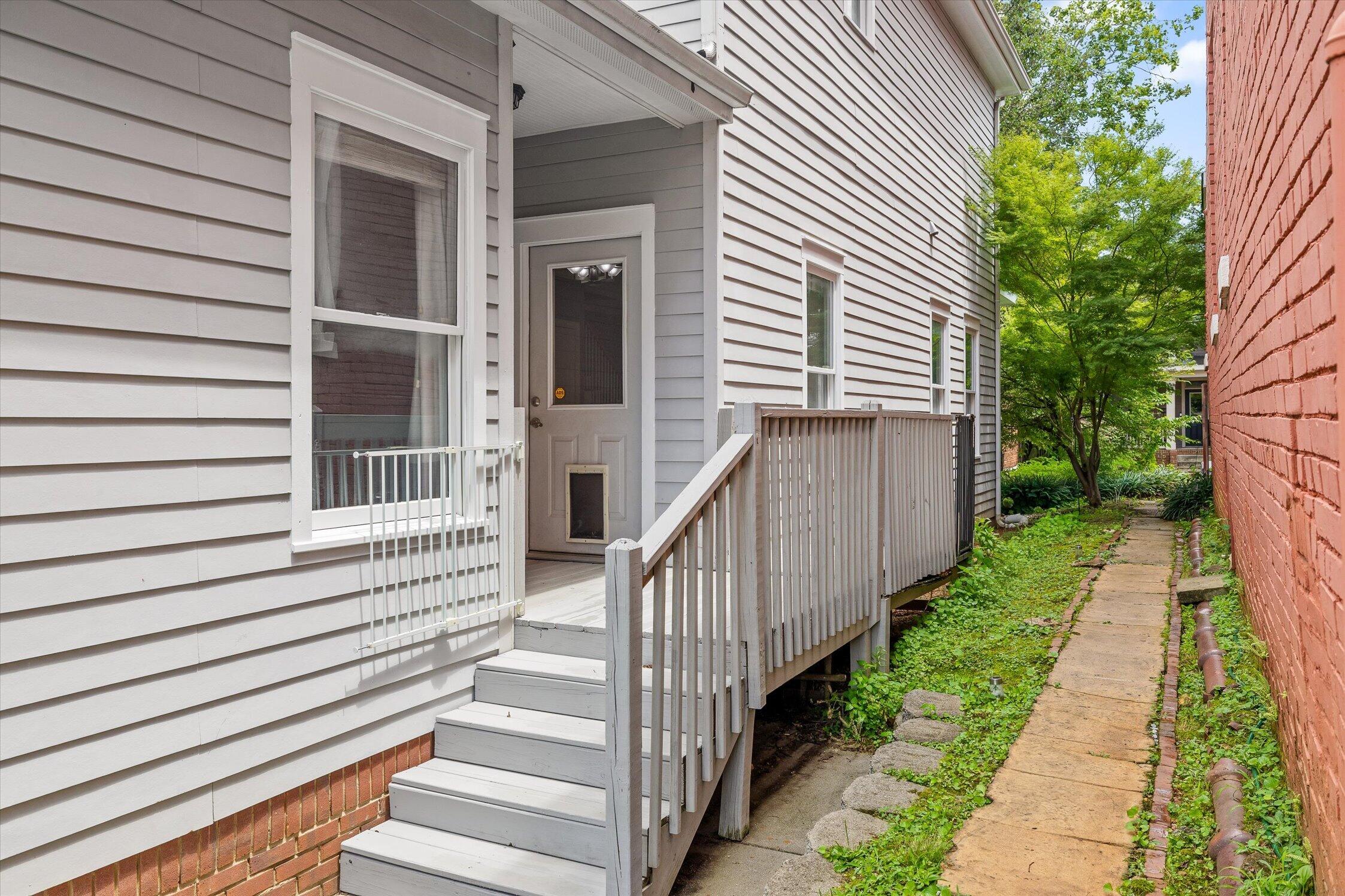 803 Fairview Avenue
