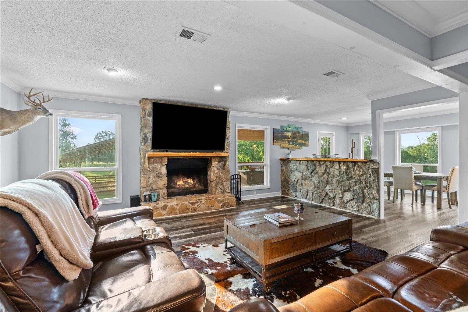 5704 Keith Road