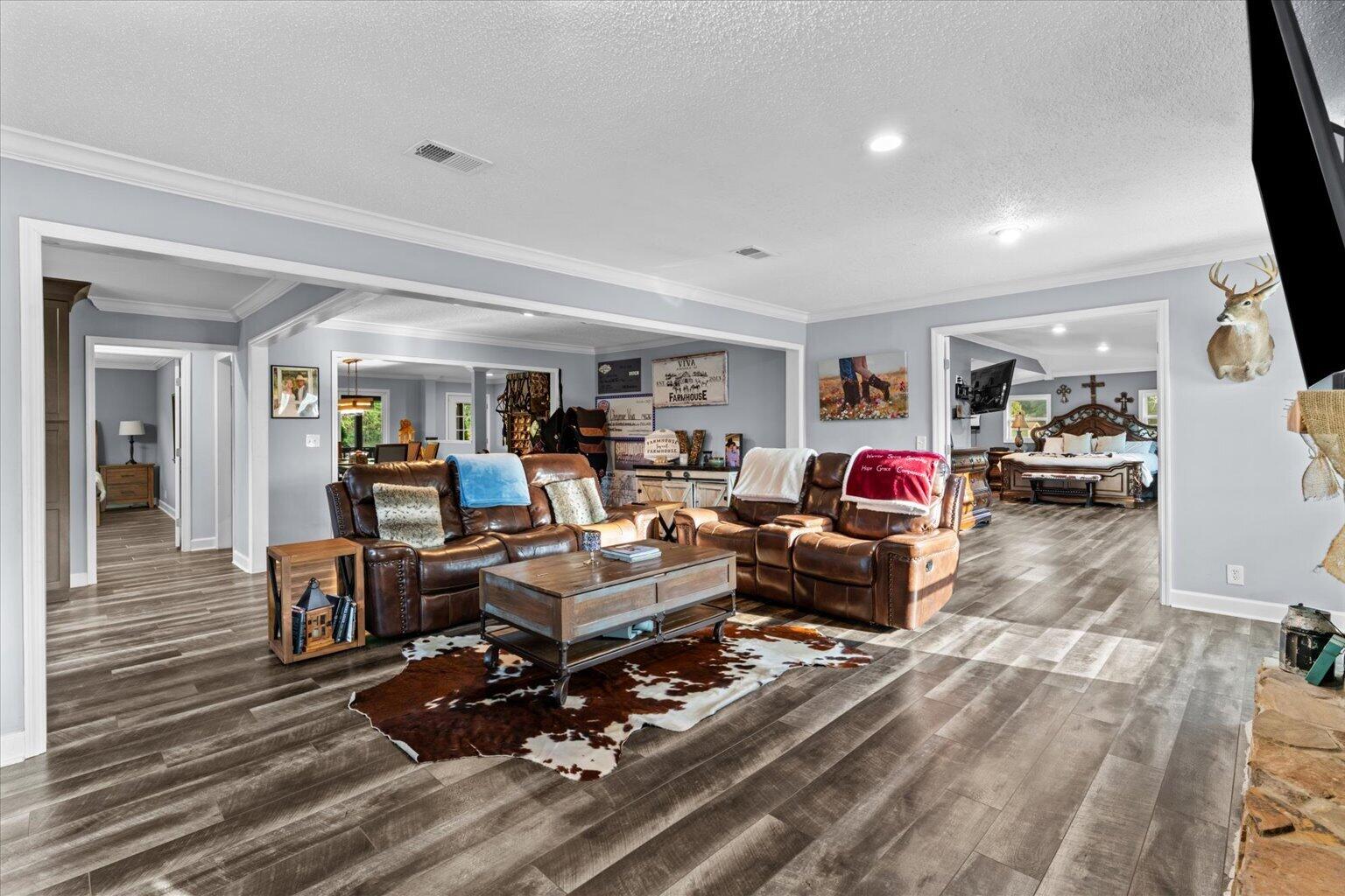 5704 Keith Road