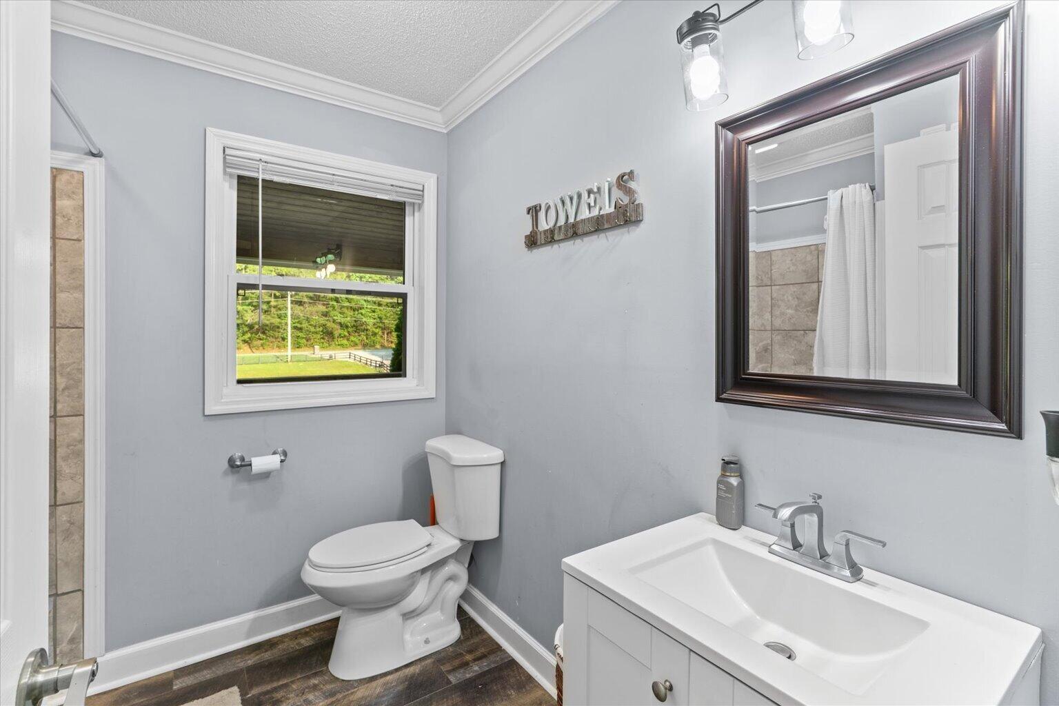 5704 Keith Road