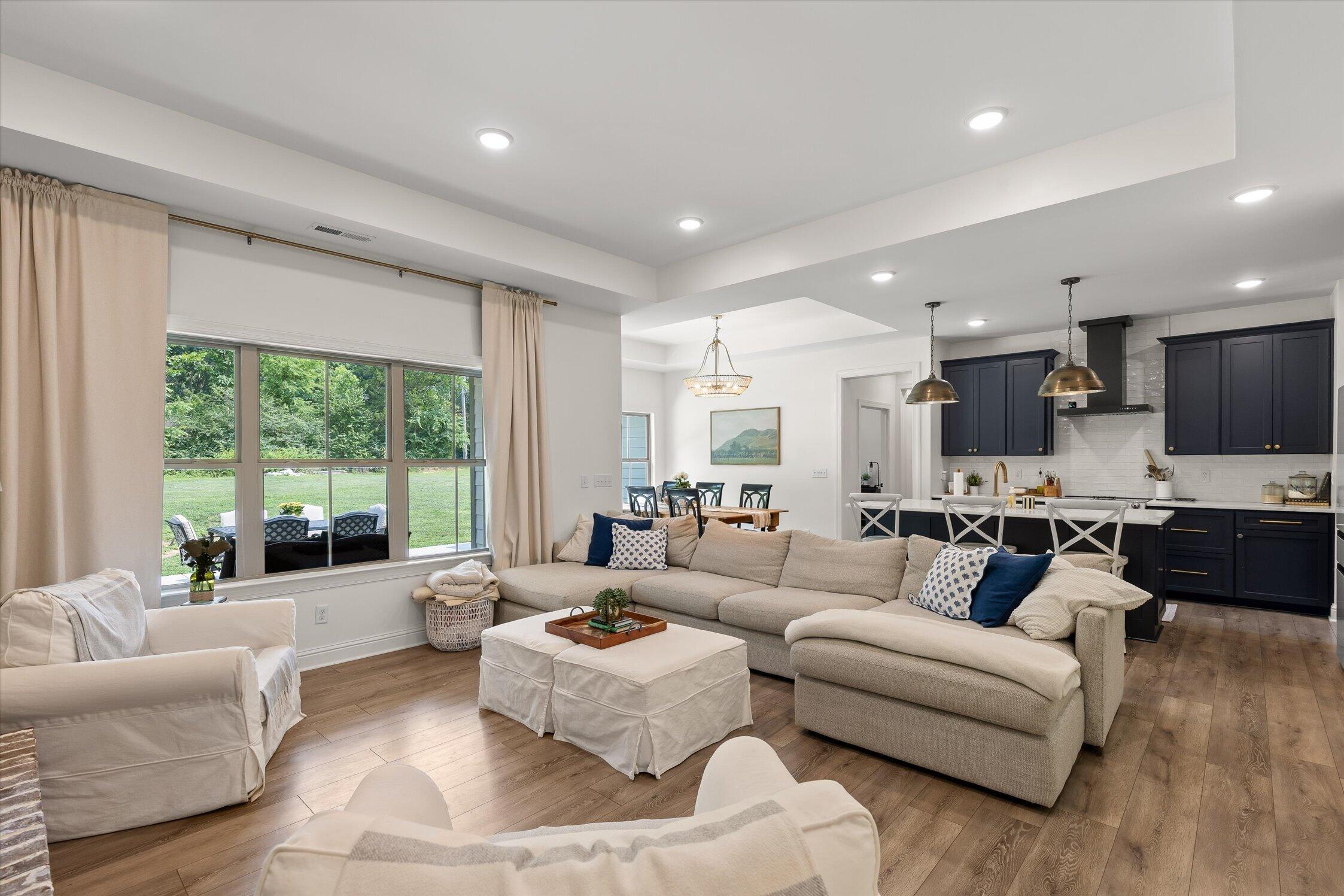 7505 Island Manor Drive