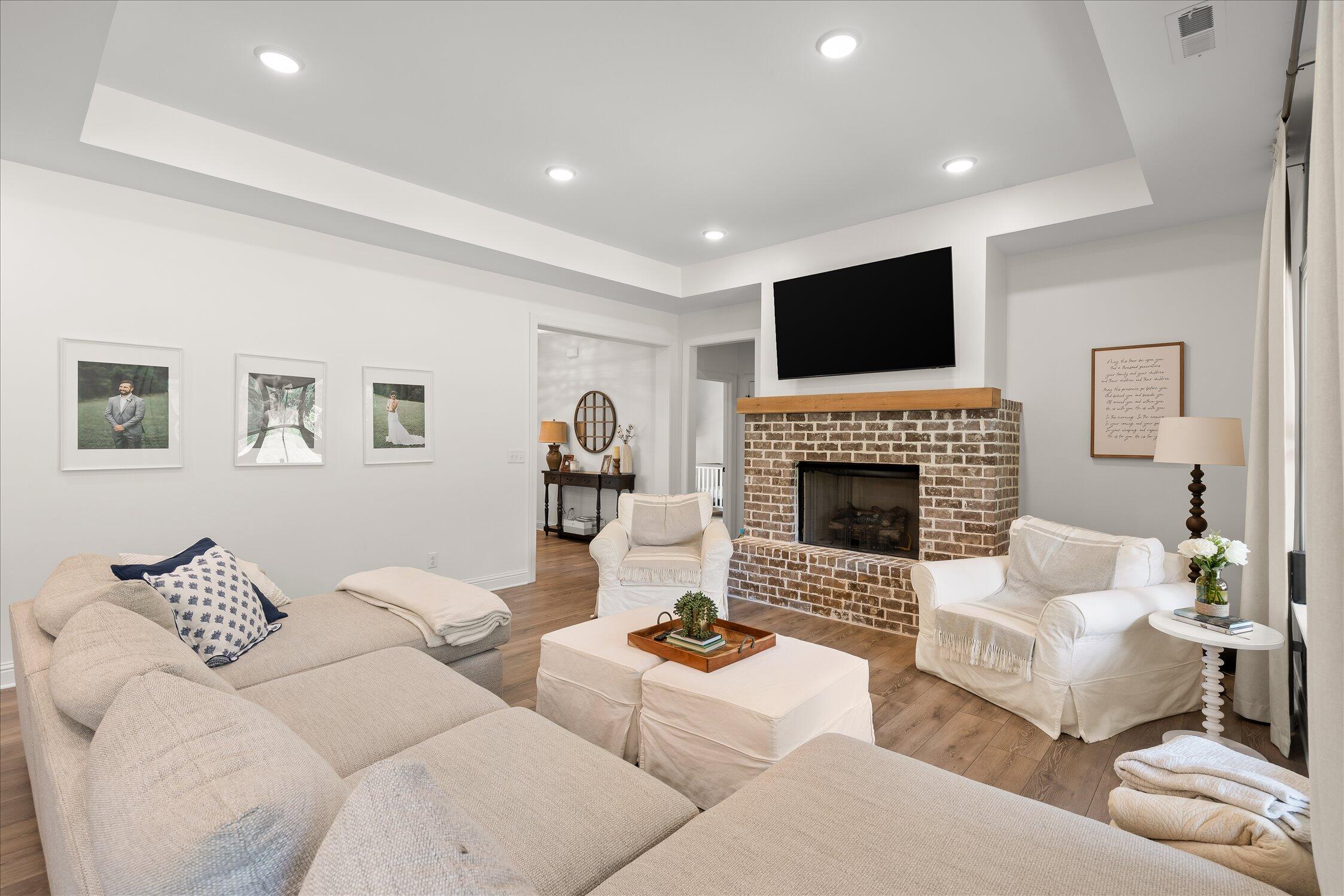 7505 Island Manor Drive