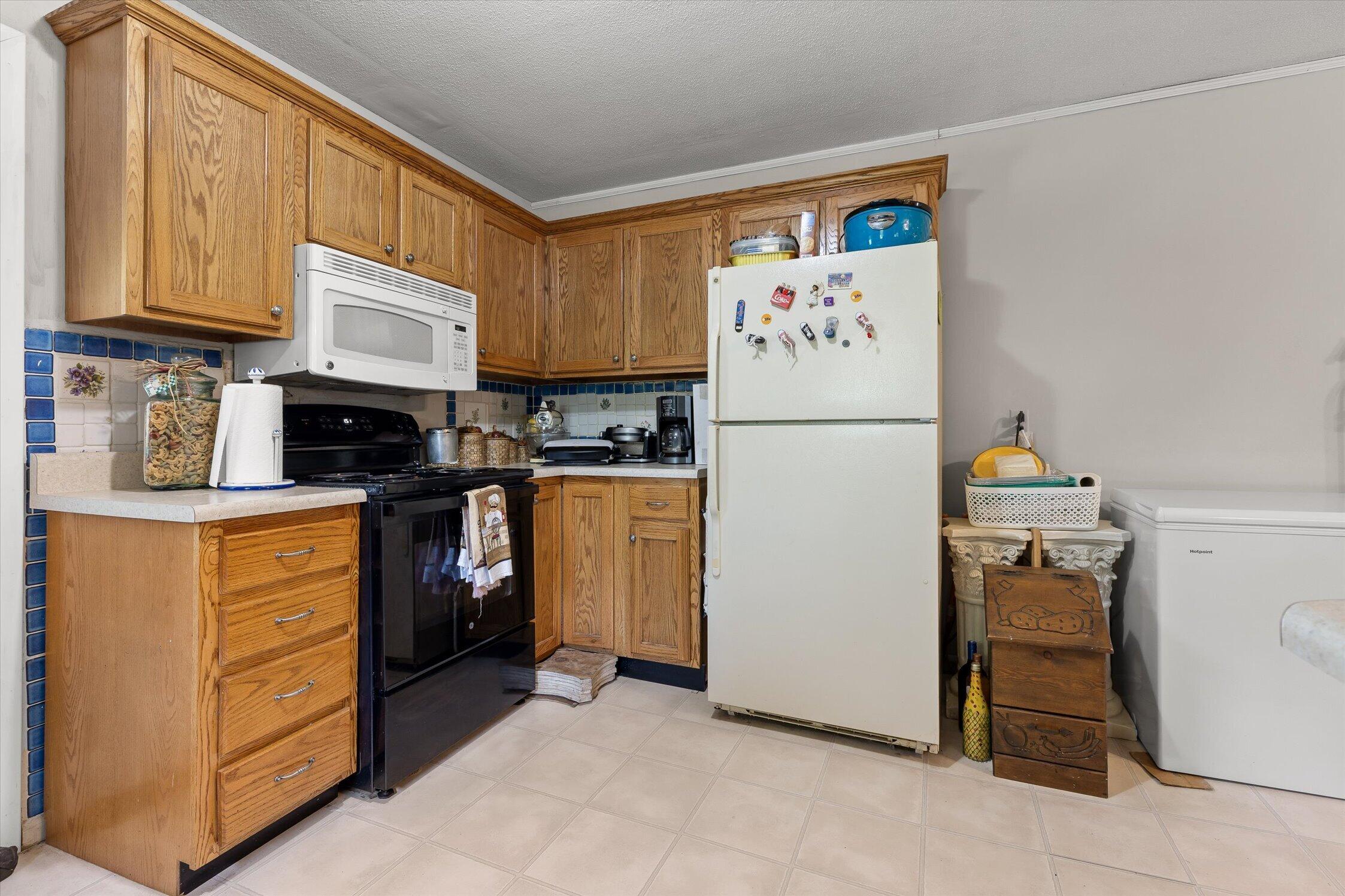 7810 Holiday Hills Circle