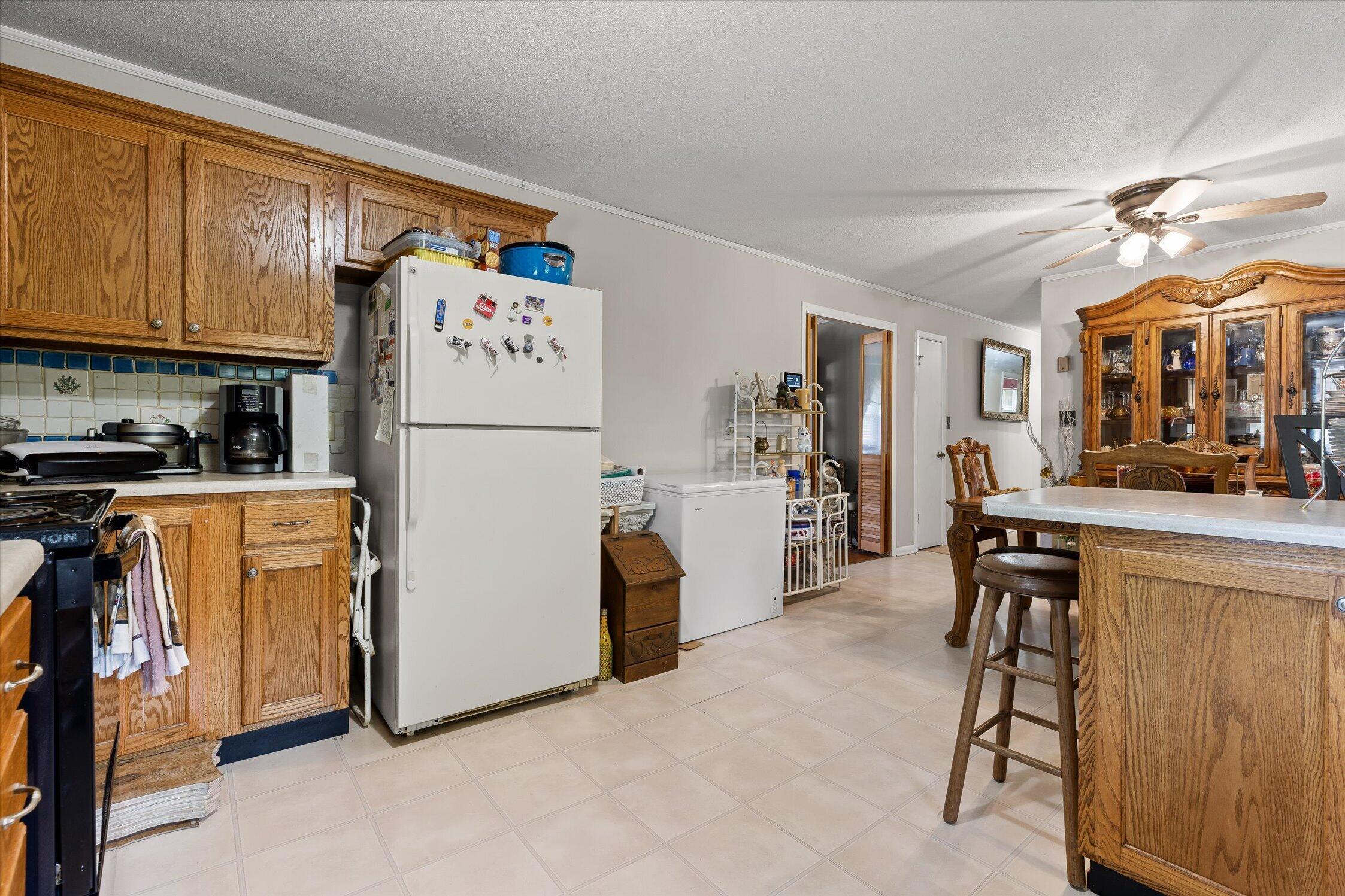 7810 Holiday Hills Circle
