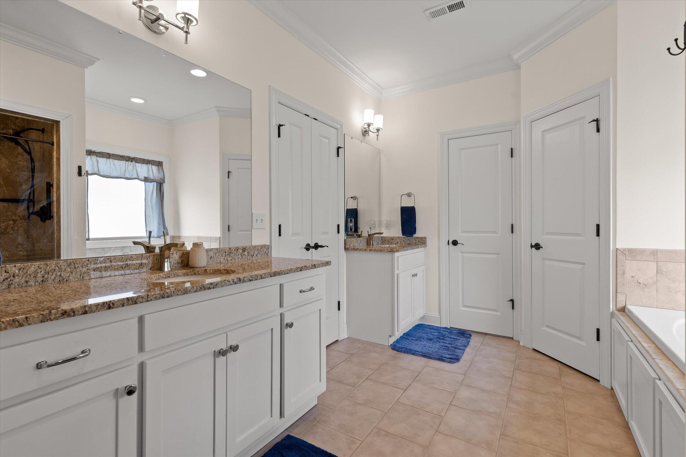 5979 Winding Lane