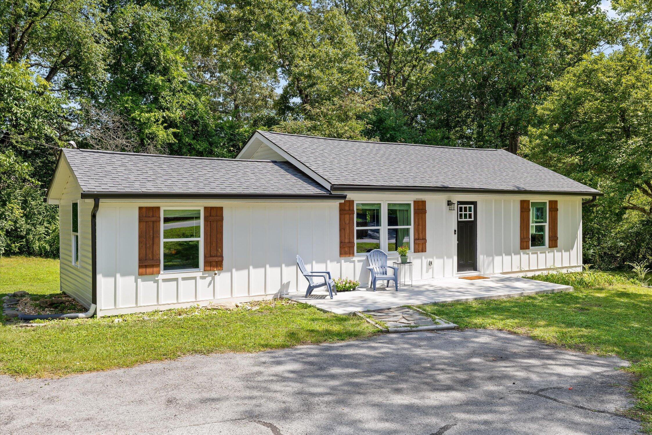 4328 Norcross Road