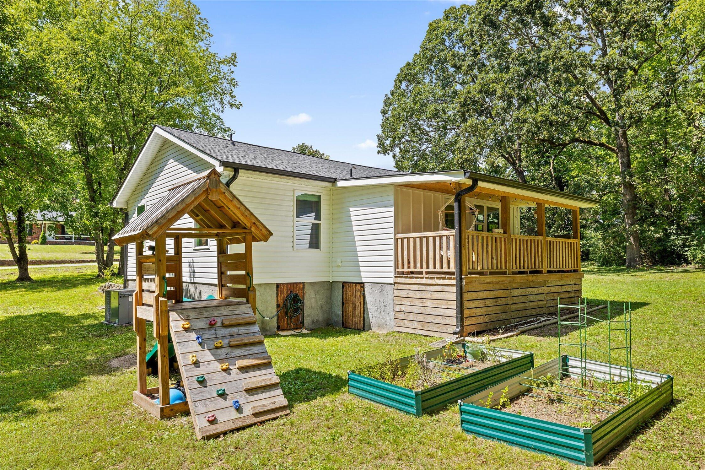 4328 Norcross Road