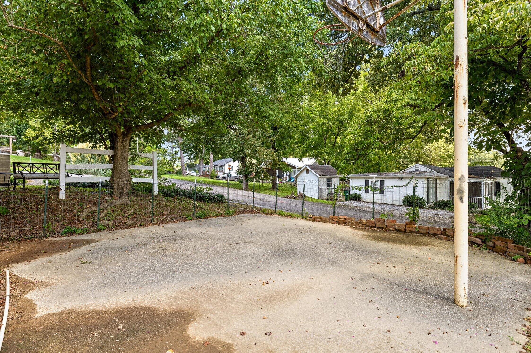 5225 State Line Road