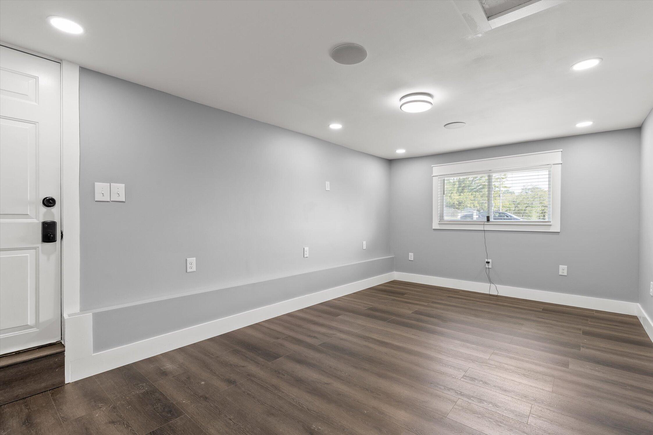 2900 Siener Lane
