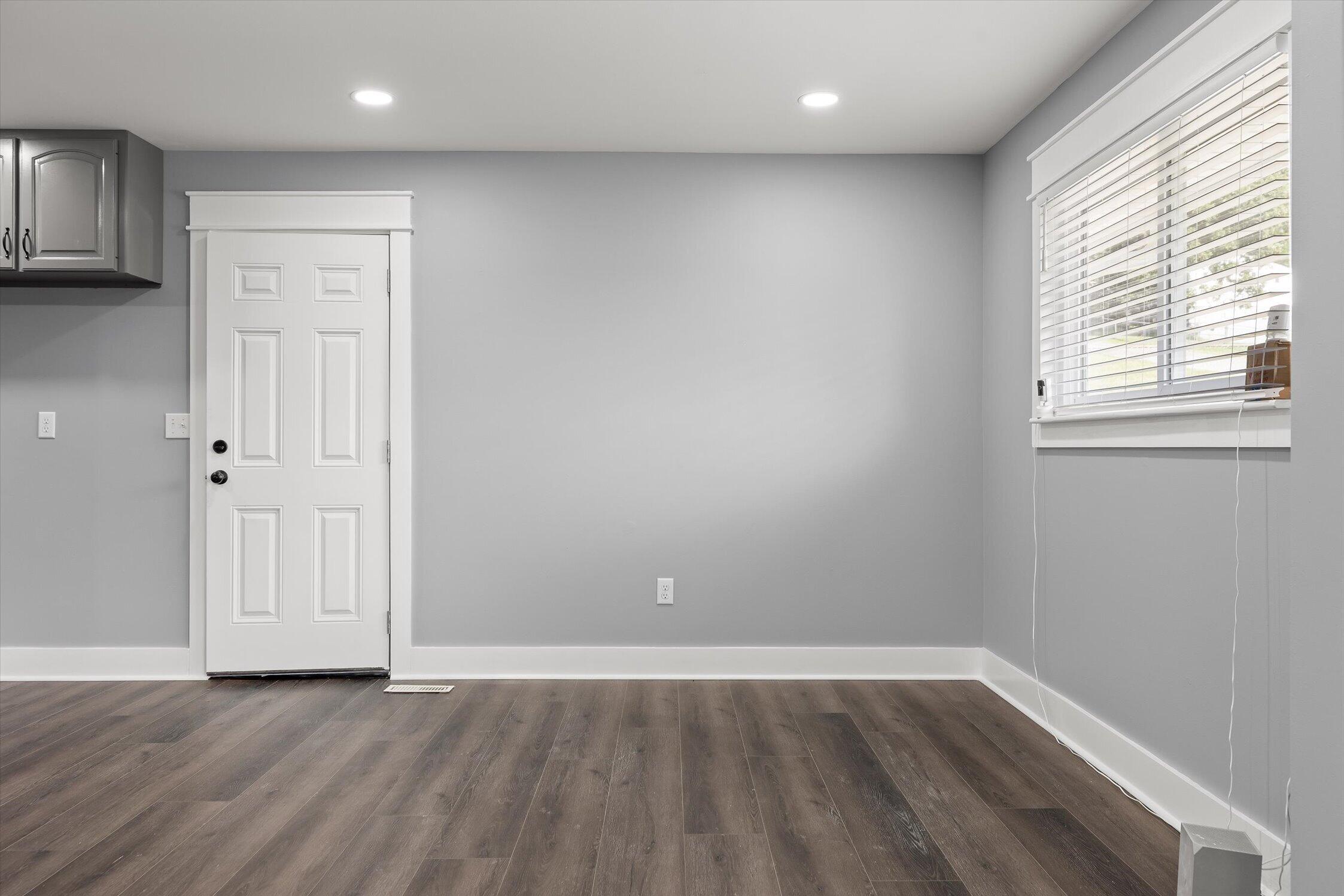 2900 Siener Lane