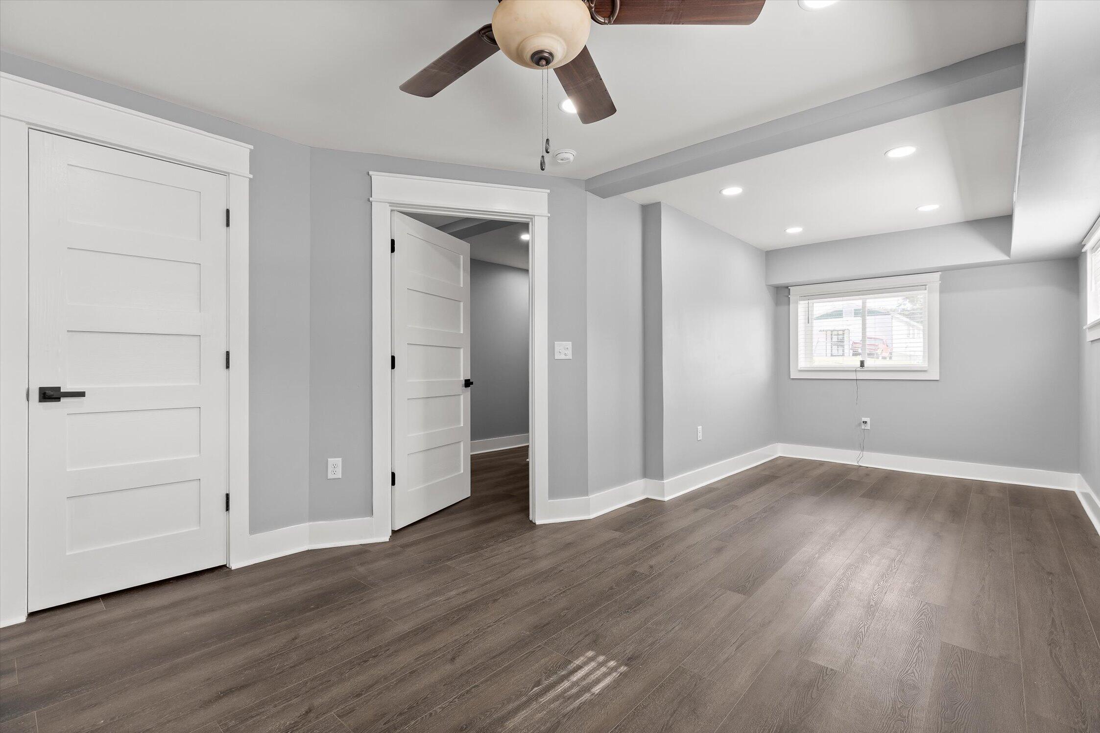 2900 Siener Lane