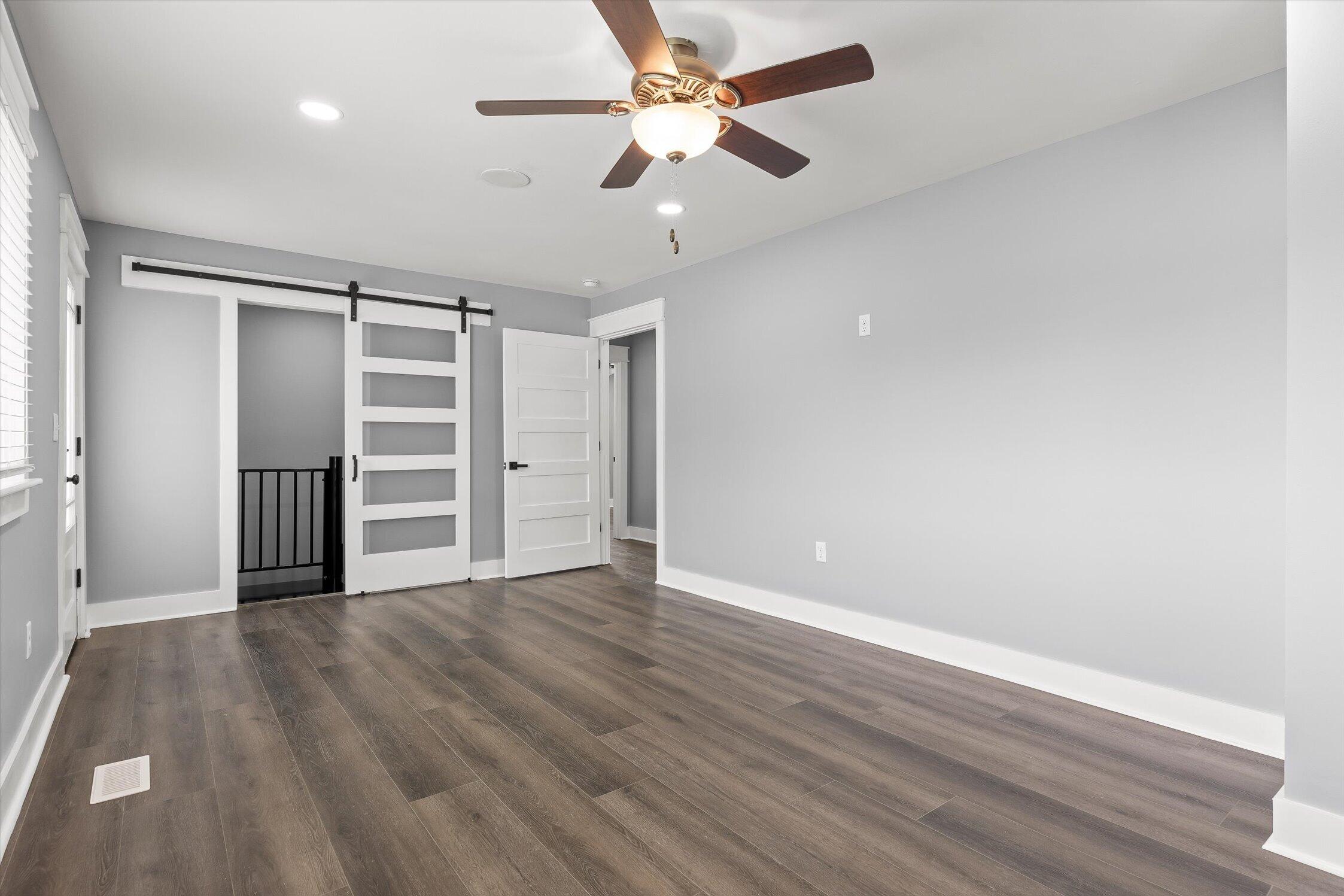 2900 Siener Lane