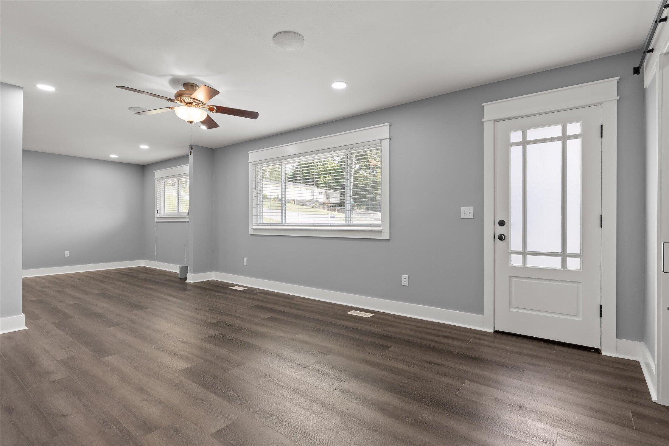 2900 Siener Lane