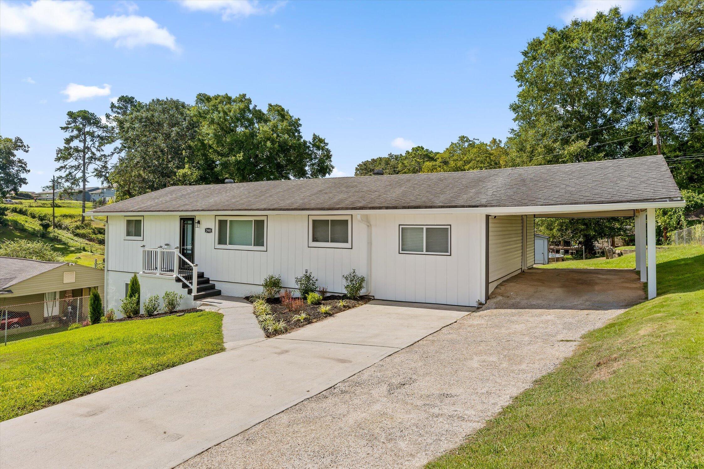 2900 Siener Lane