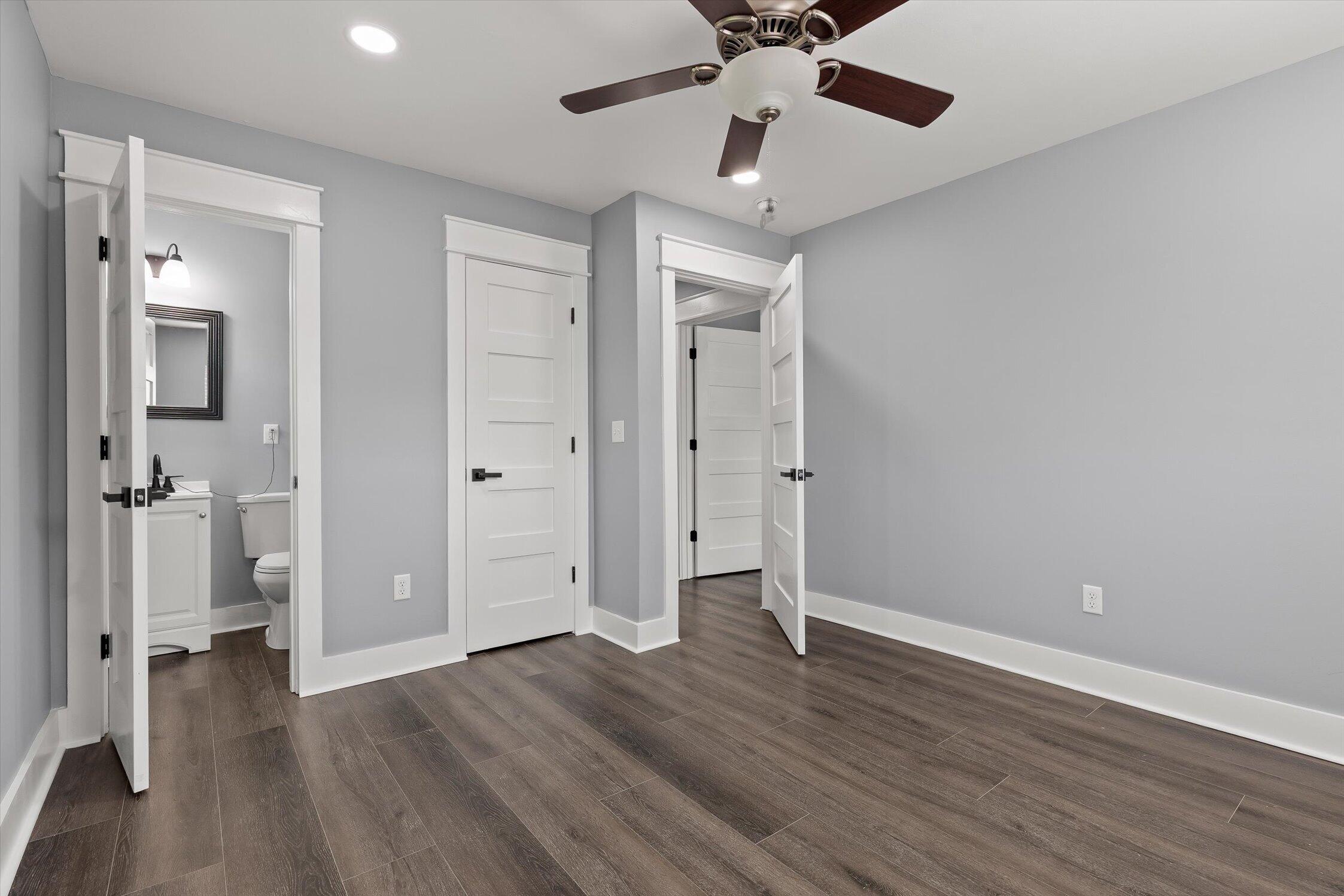 2900 Siener Lane