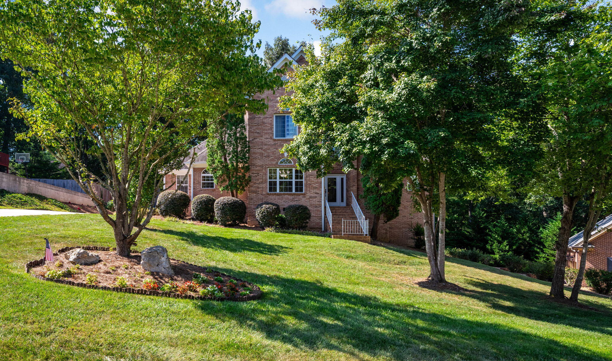 1057 Harbor Crest Drive