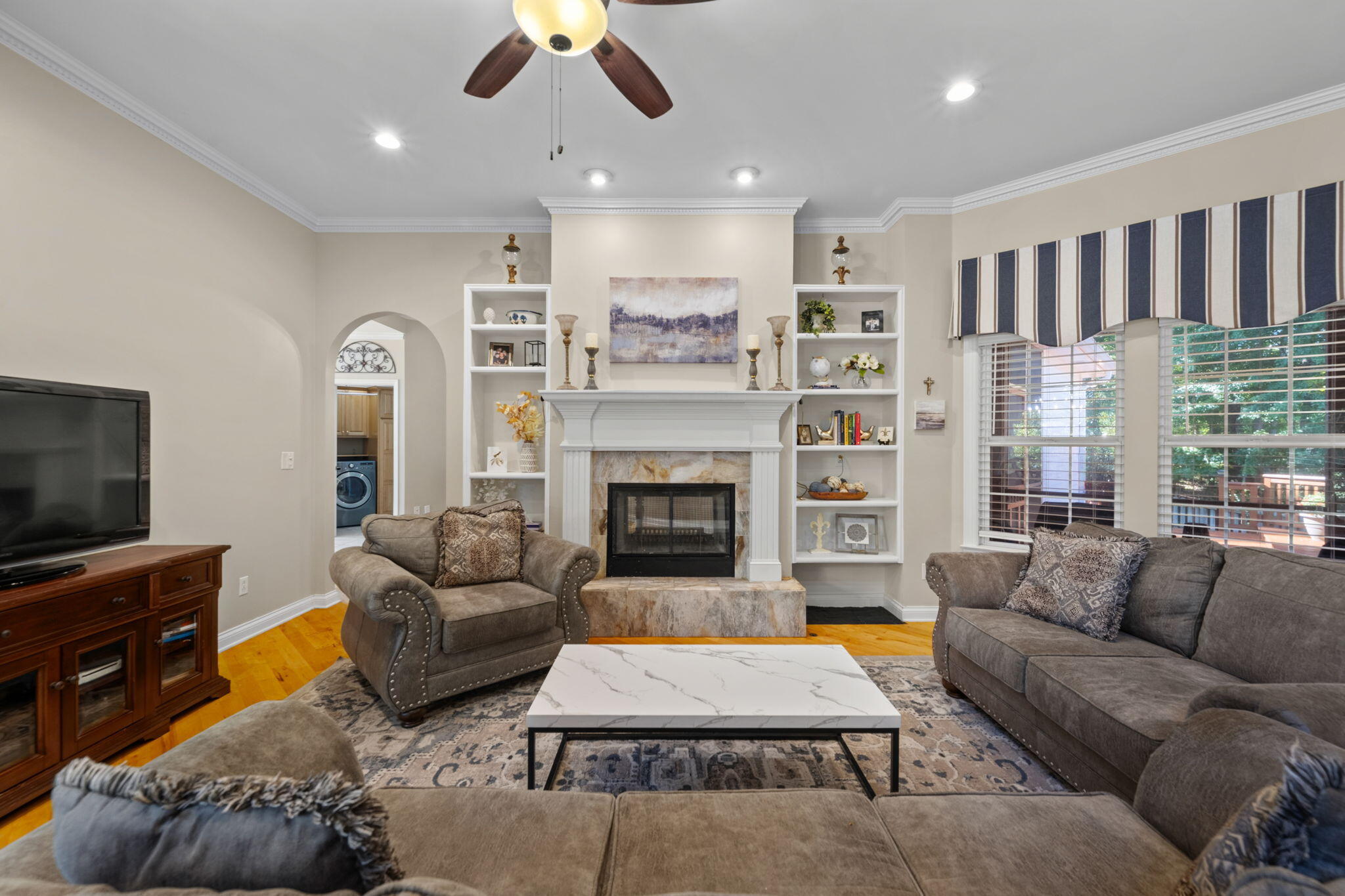 1057 Harbor Crest Drive