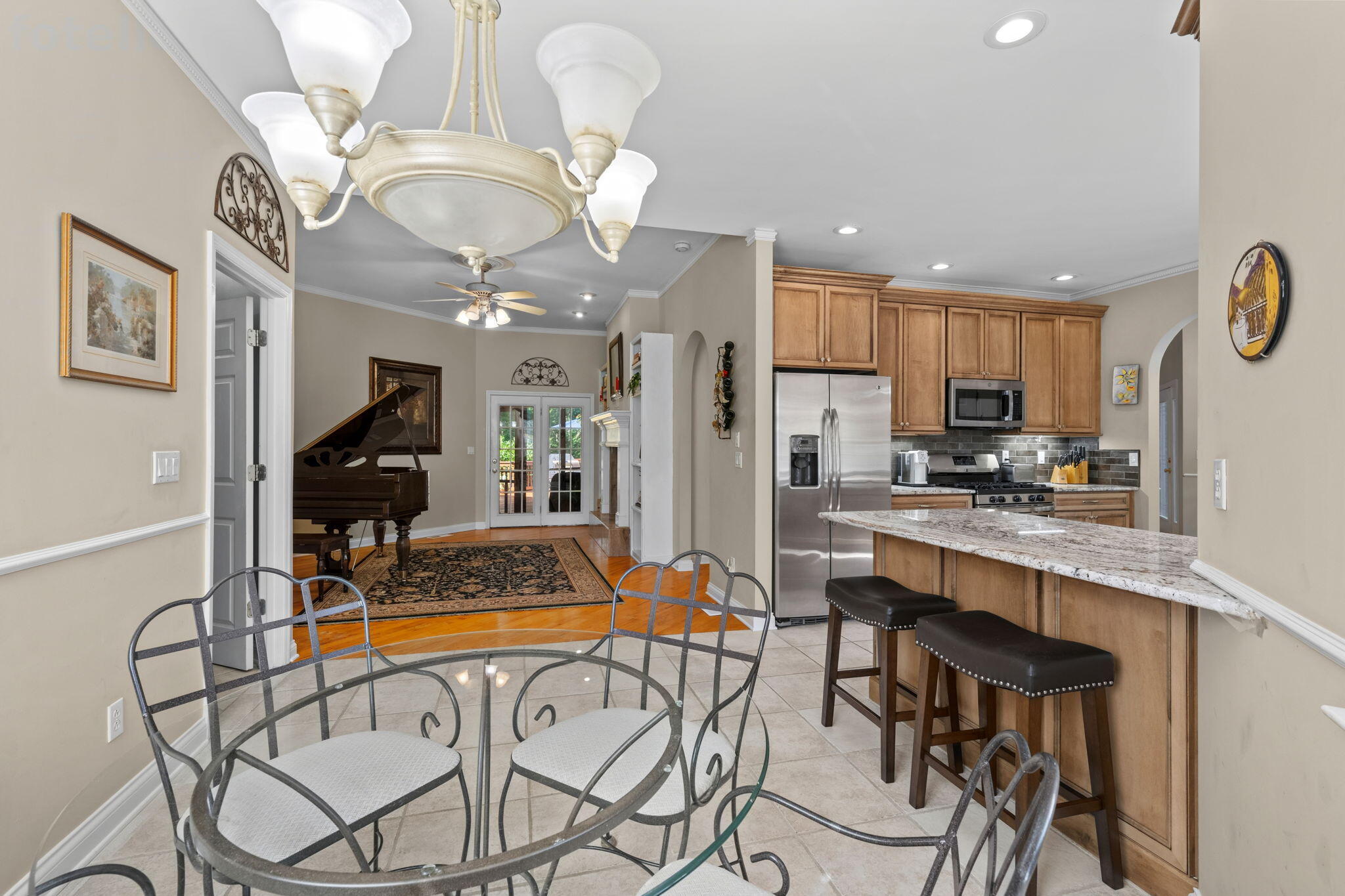 1057 Harbor Crest Drive