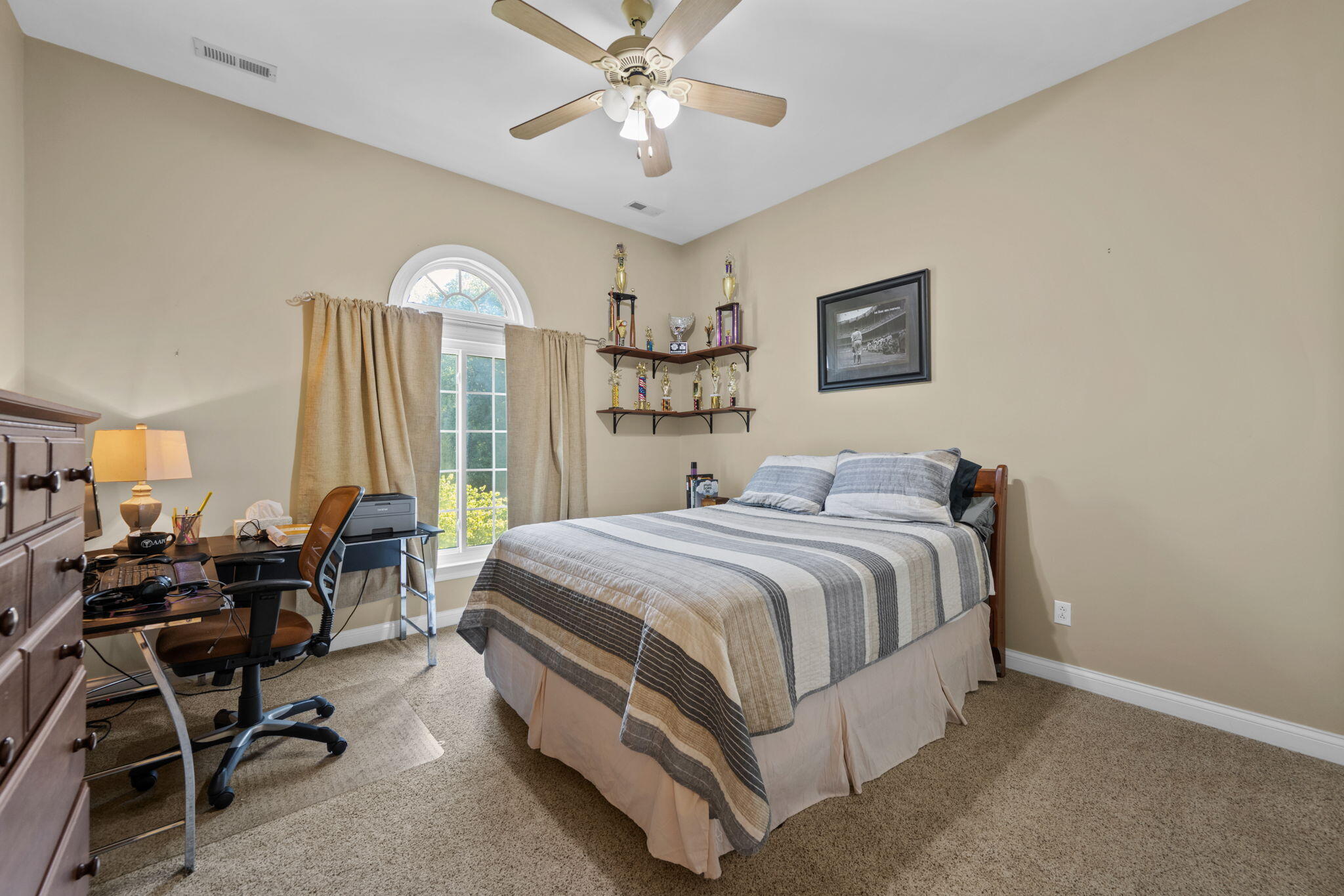 1057 Harbor Crest Drive