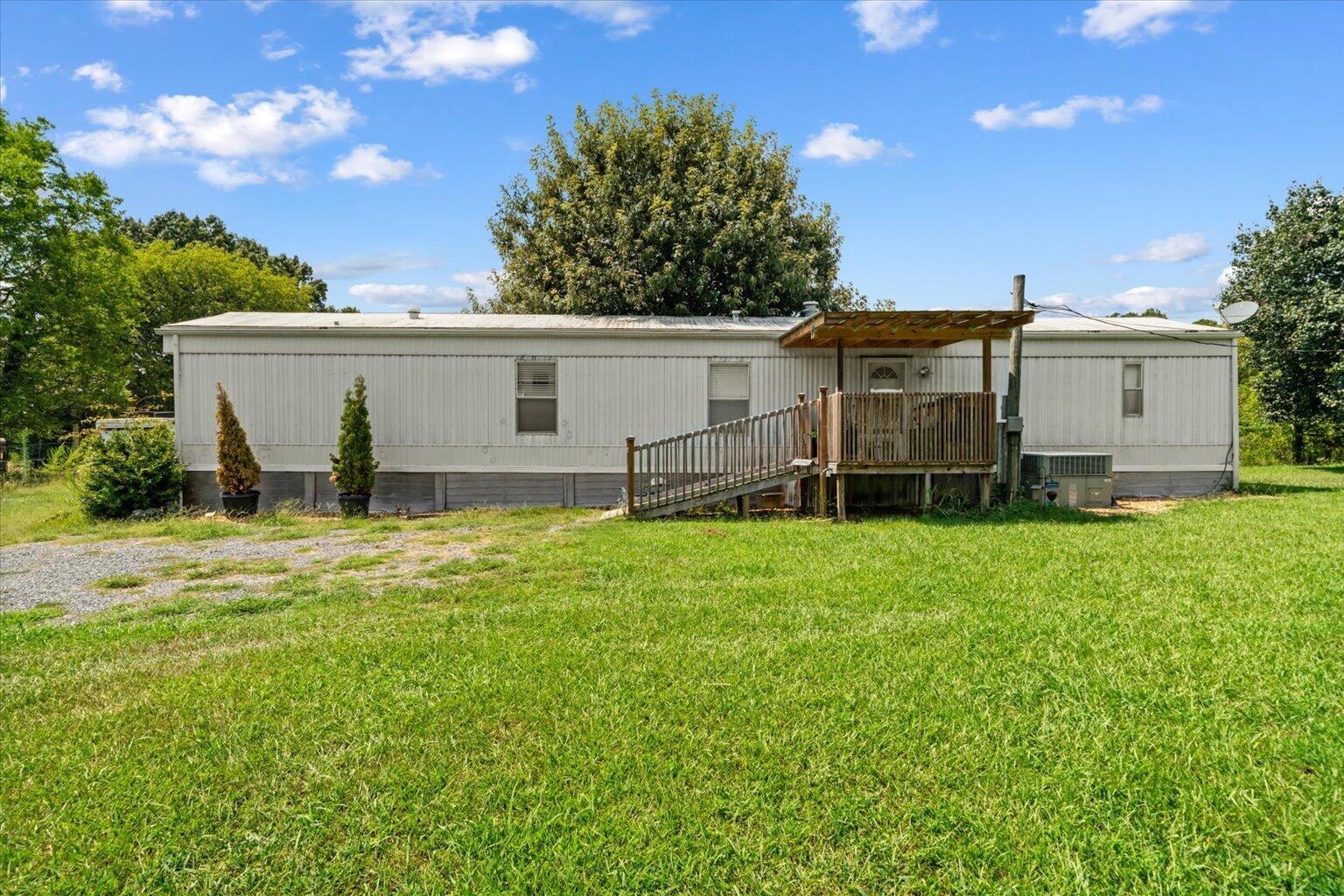 1506 Meadowlark Drive NE