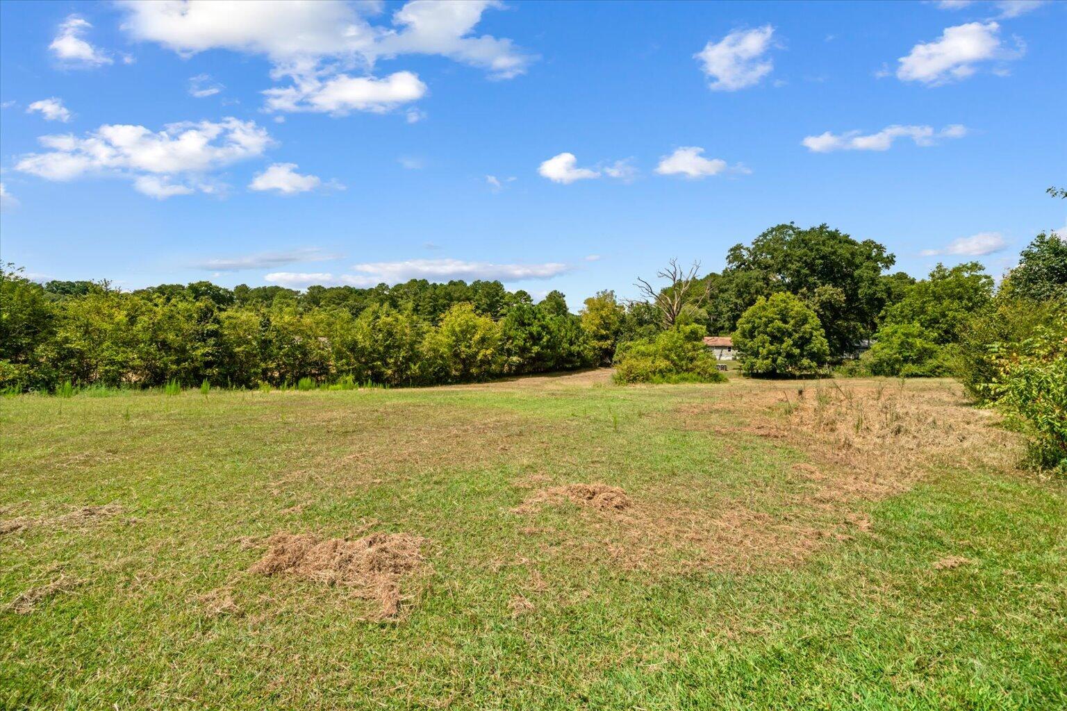 1506 Meadowlark Drive NE