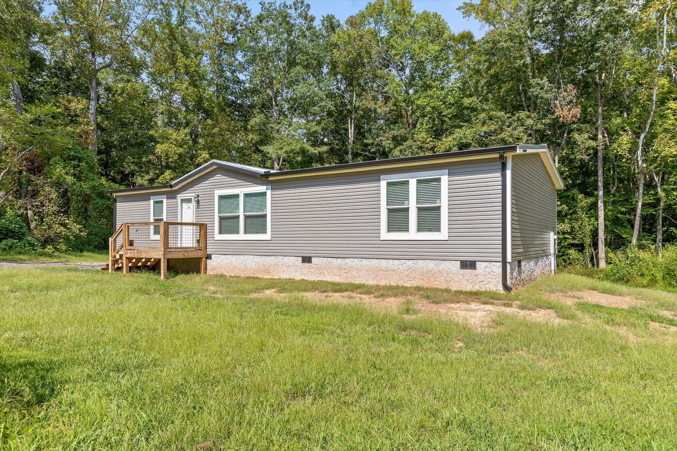 3277 Hurricane Road
