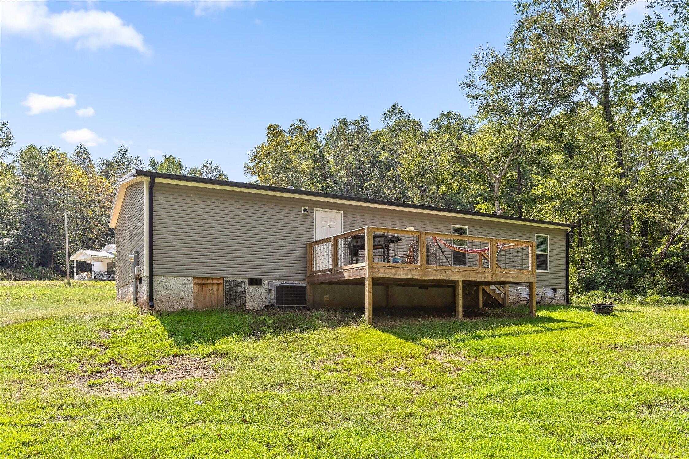 3277 Hurricane Road