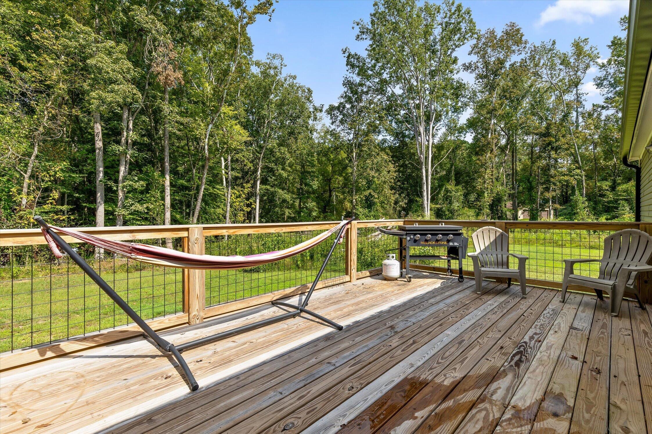 3277 Hurricane Road