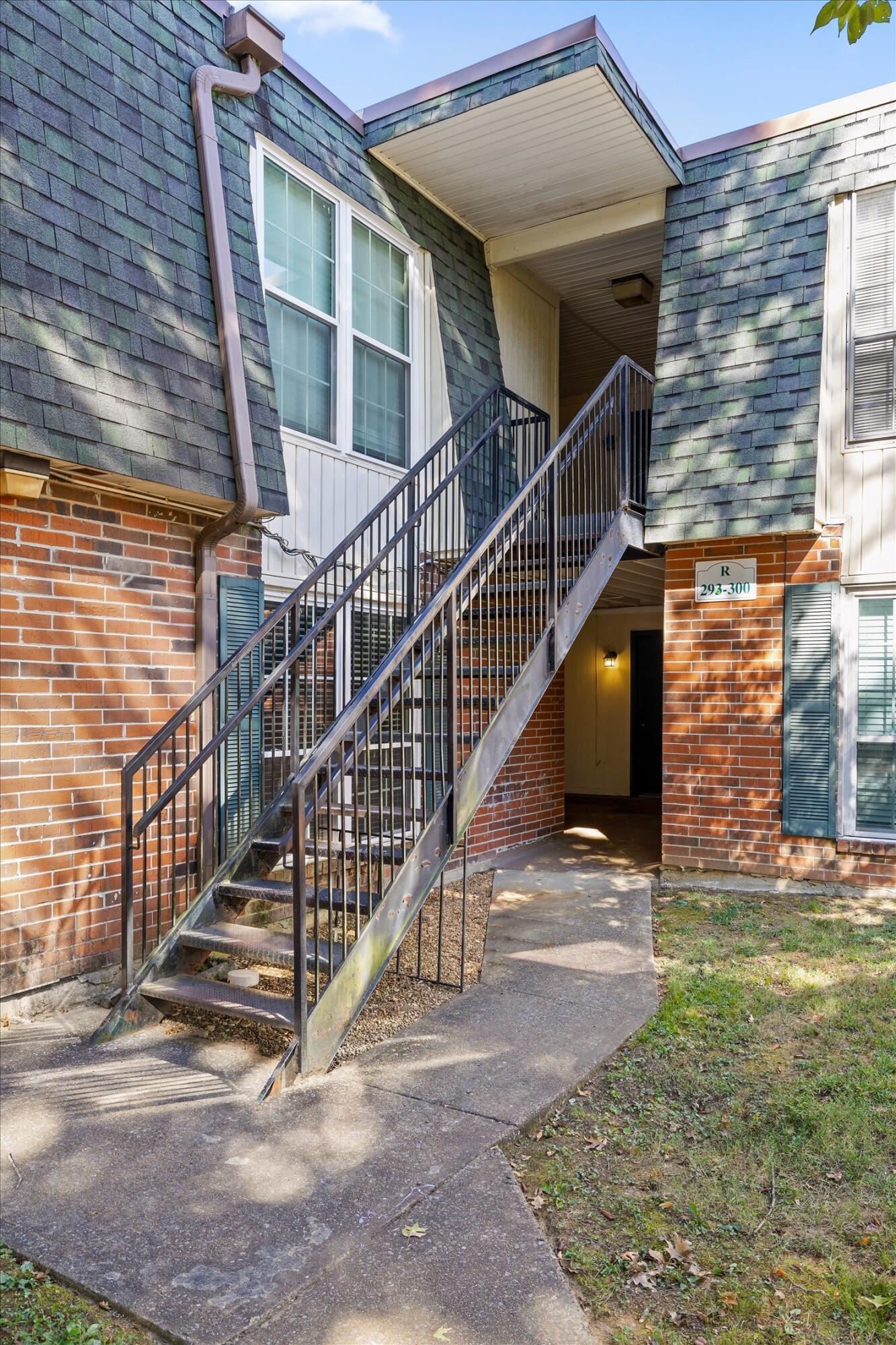 900 Mountain Creek Road, # 300