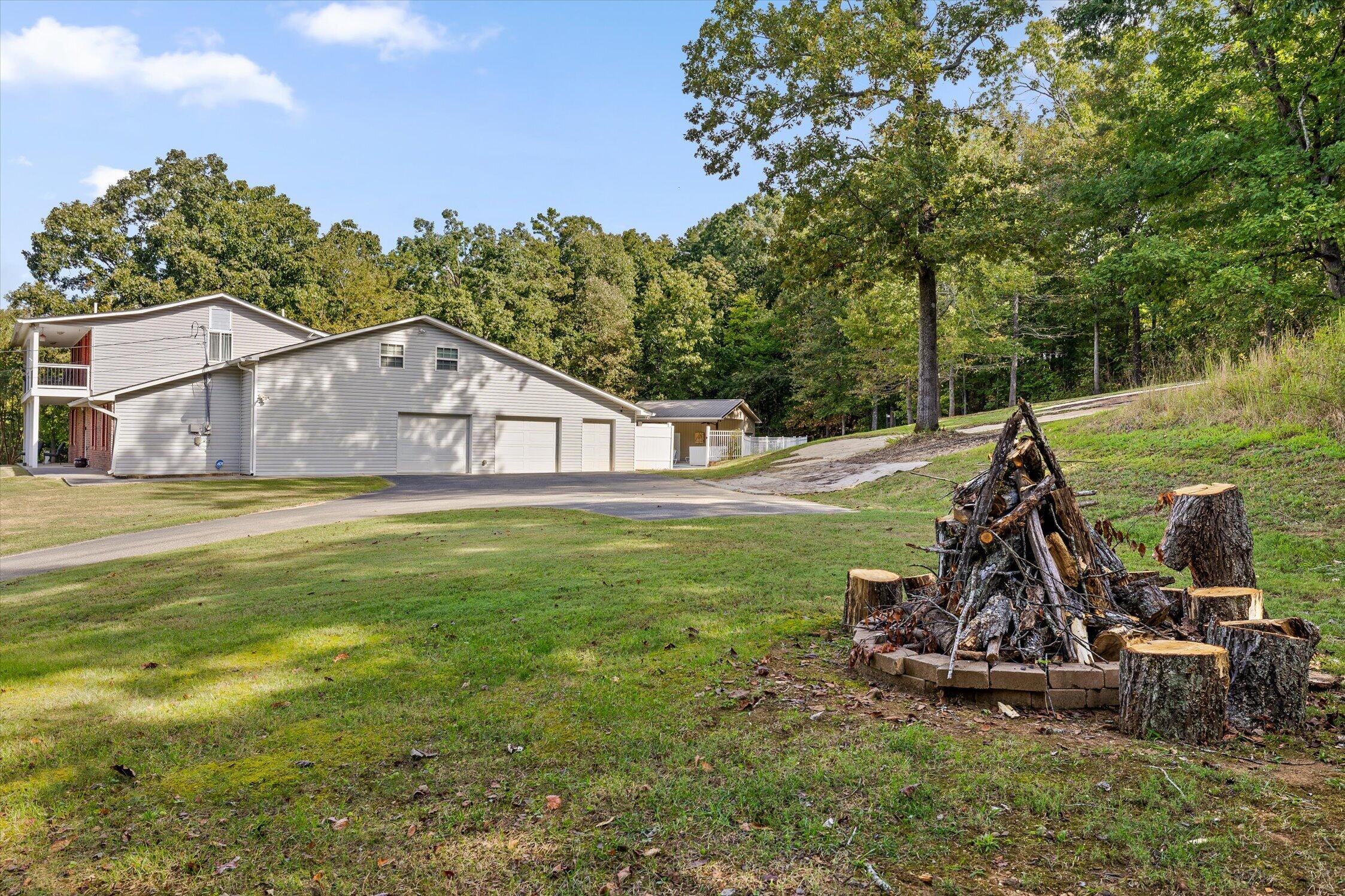 325 Battleview Drive