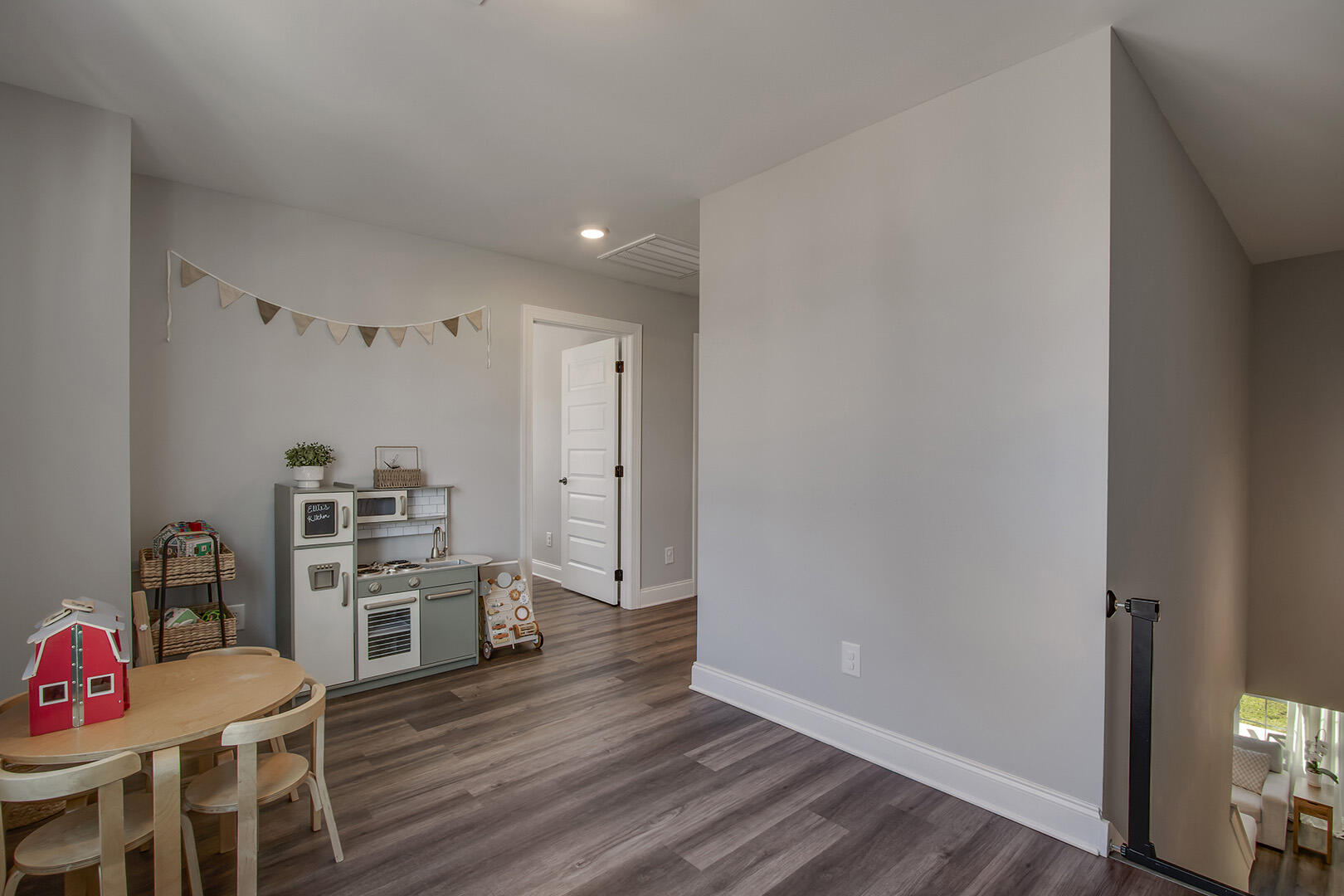 1628 Spring Berry Lane