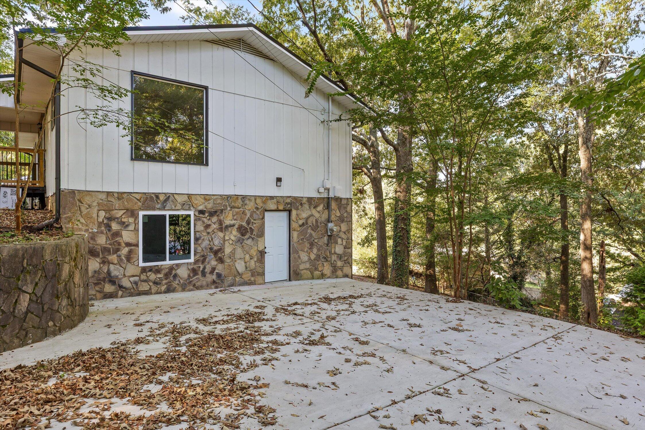 405 Dempsey Lane
