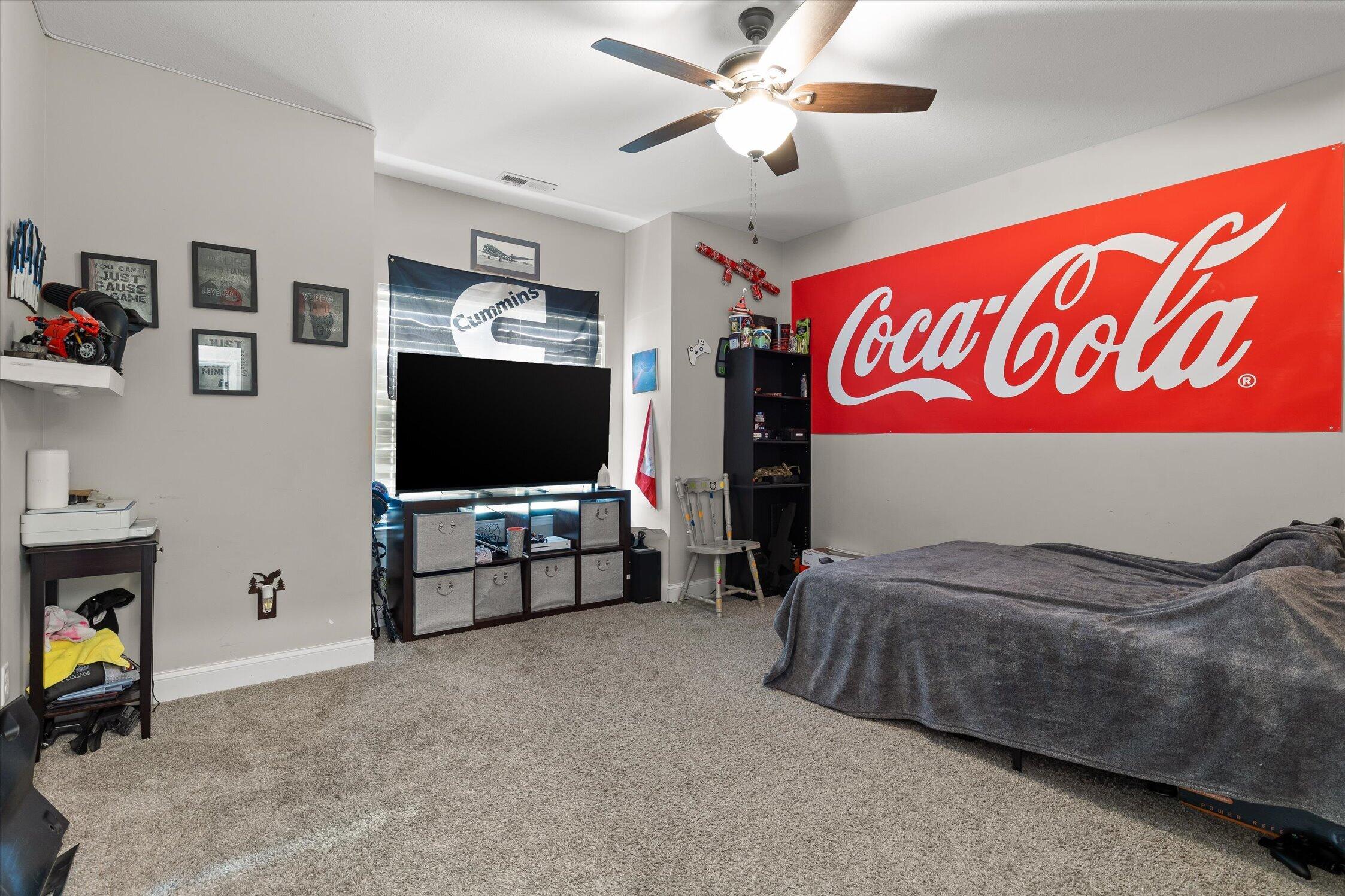 77 Donna Lee Drive