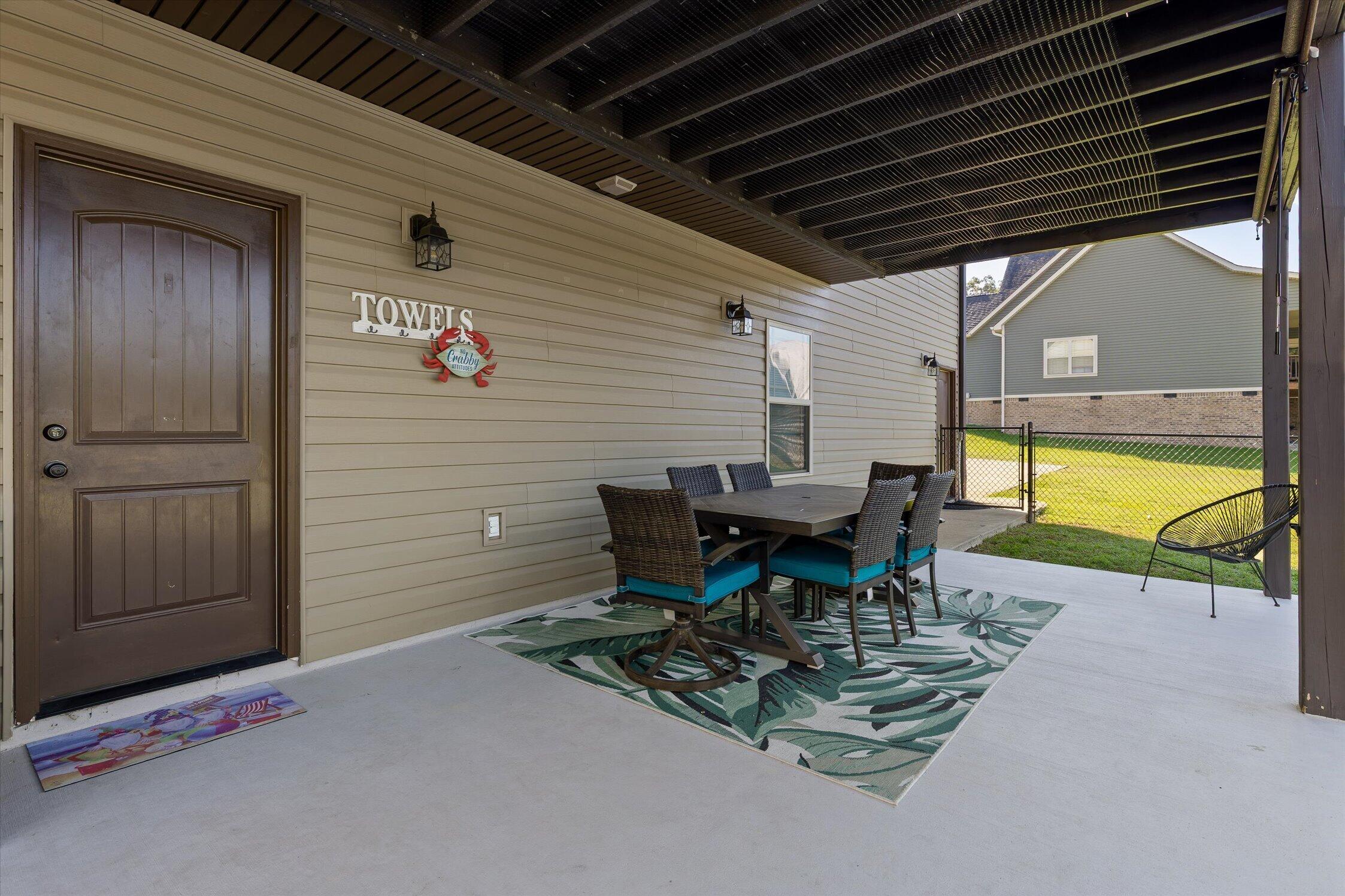 77 Donna Lee Drive