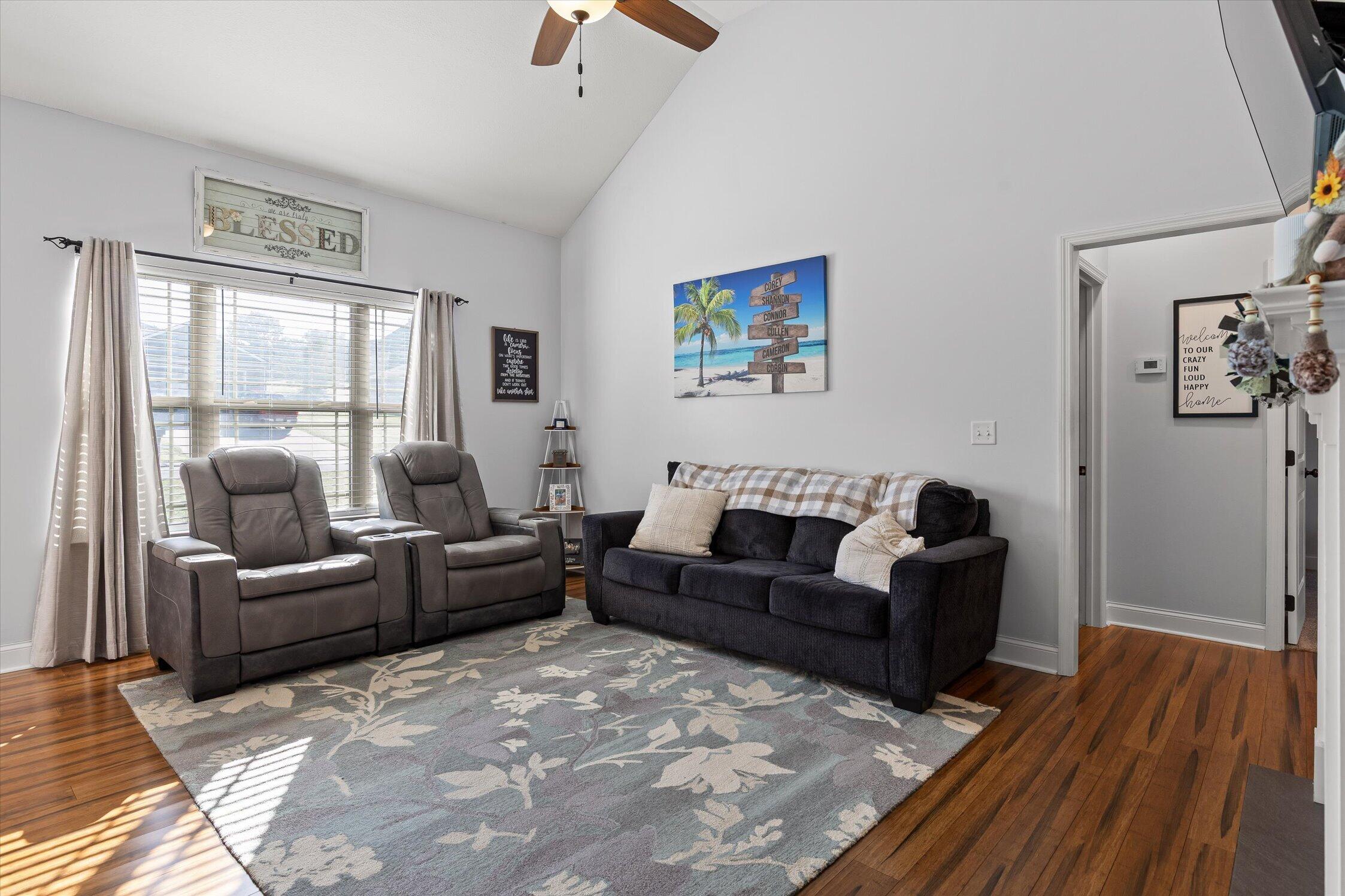 77 Donna Lee Drive