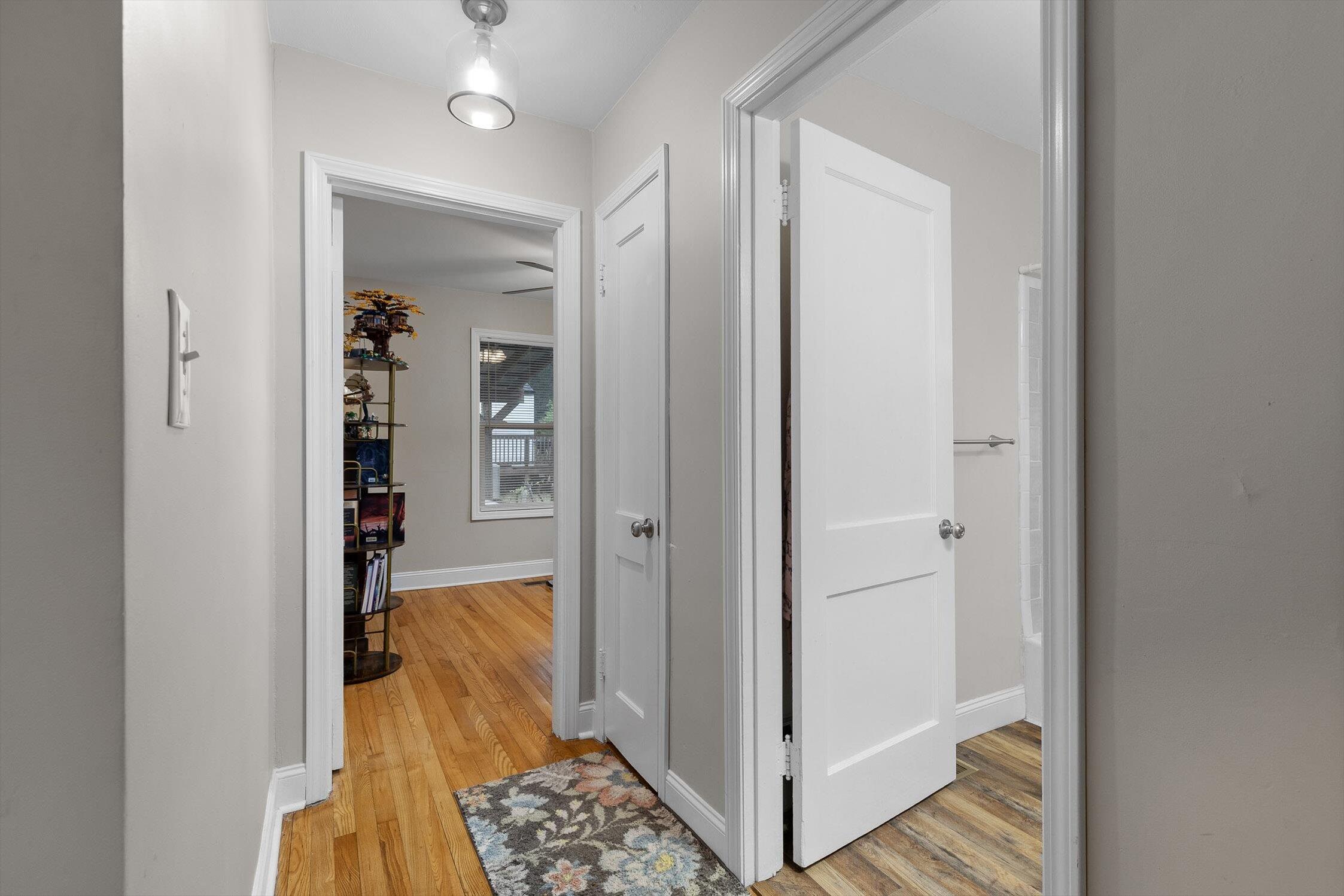 4919 Carolyn Lane