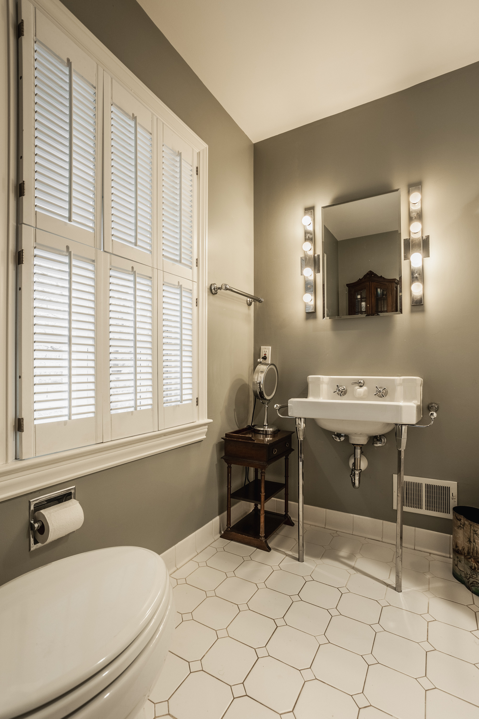 6401 Spring Mill Road