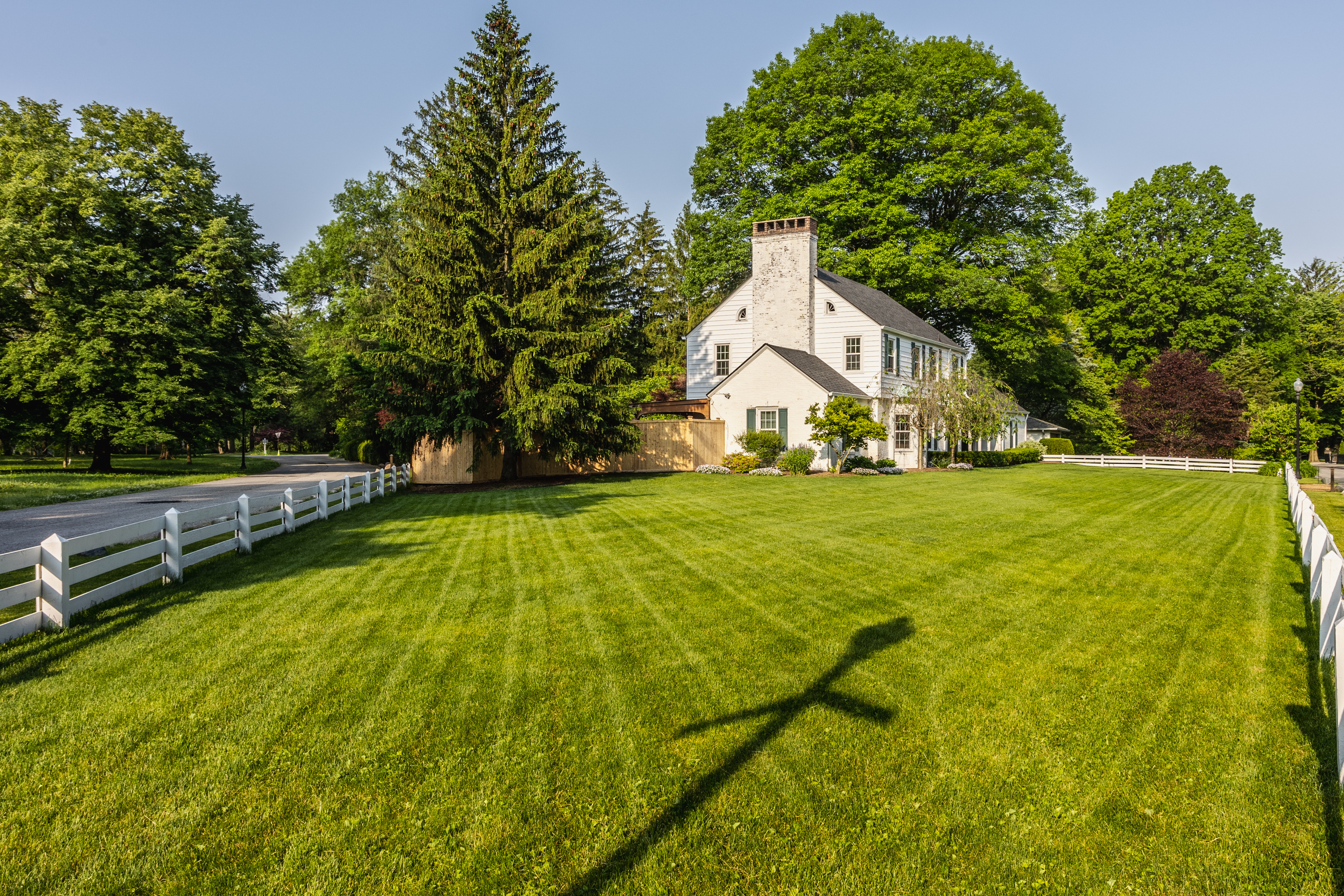 1201 Golden Hill Drive