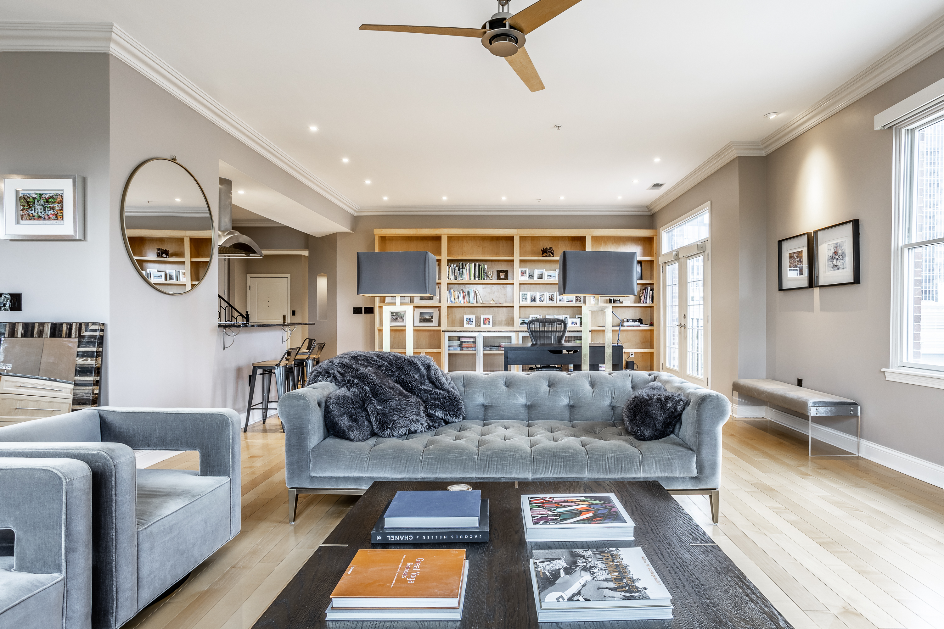 355 E Ohio Street Unit: STE 321