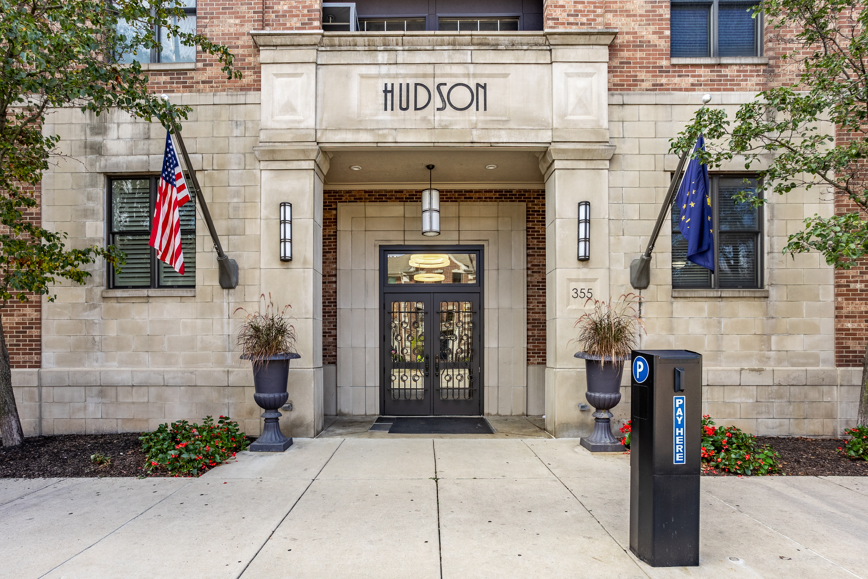 355 E Ohio Street Unit: STE 321