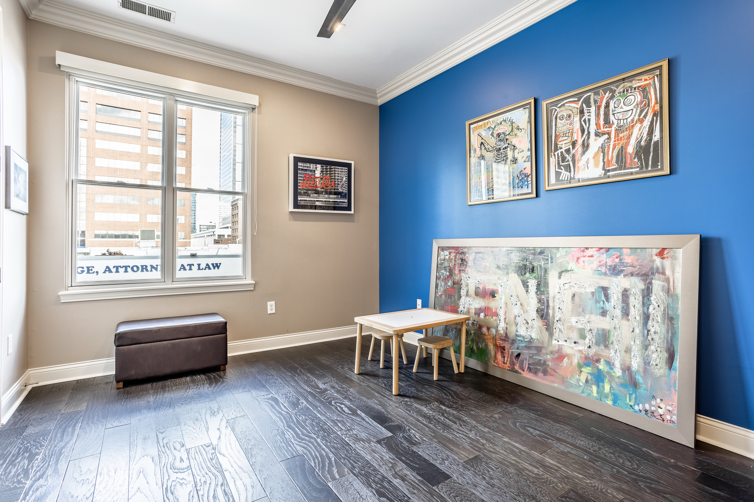 355 E Ohio Street Unit: STE 321