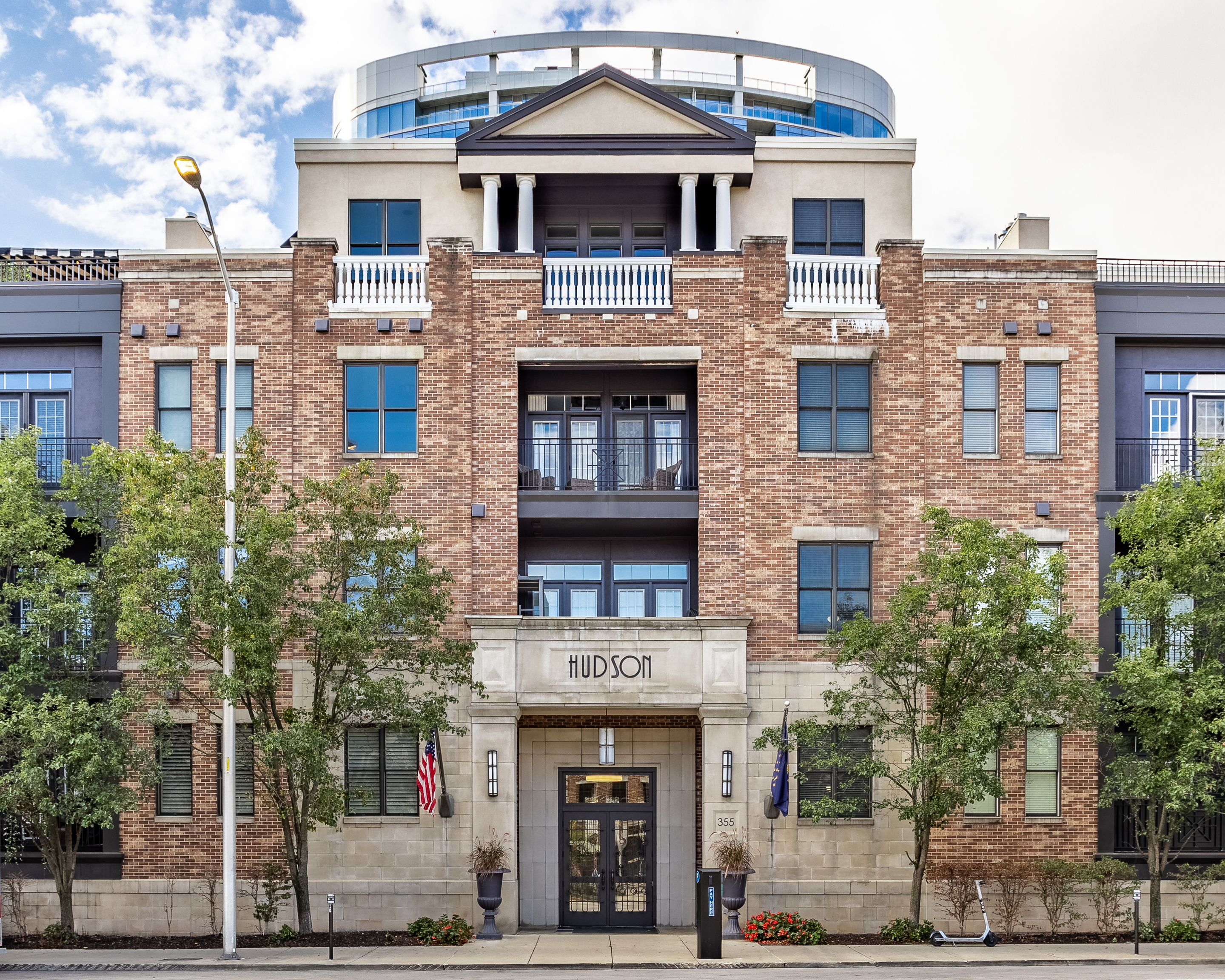 355 E Ohio Street Unit: STE 321
