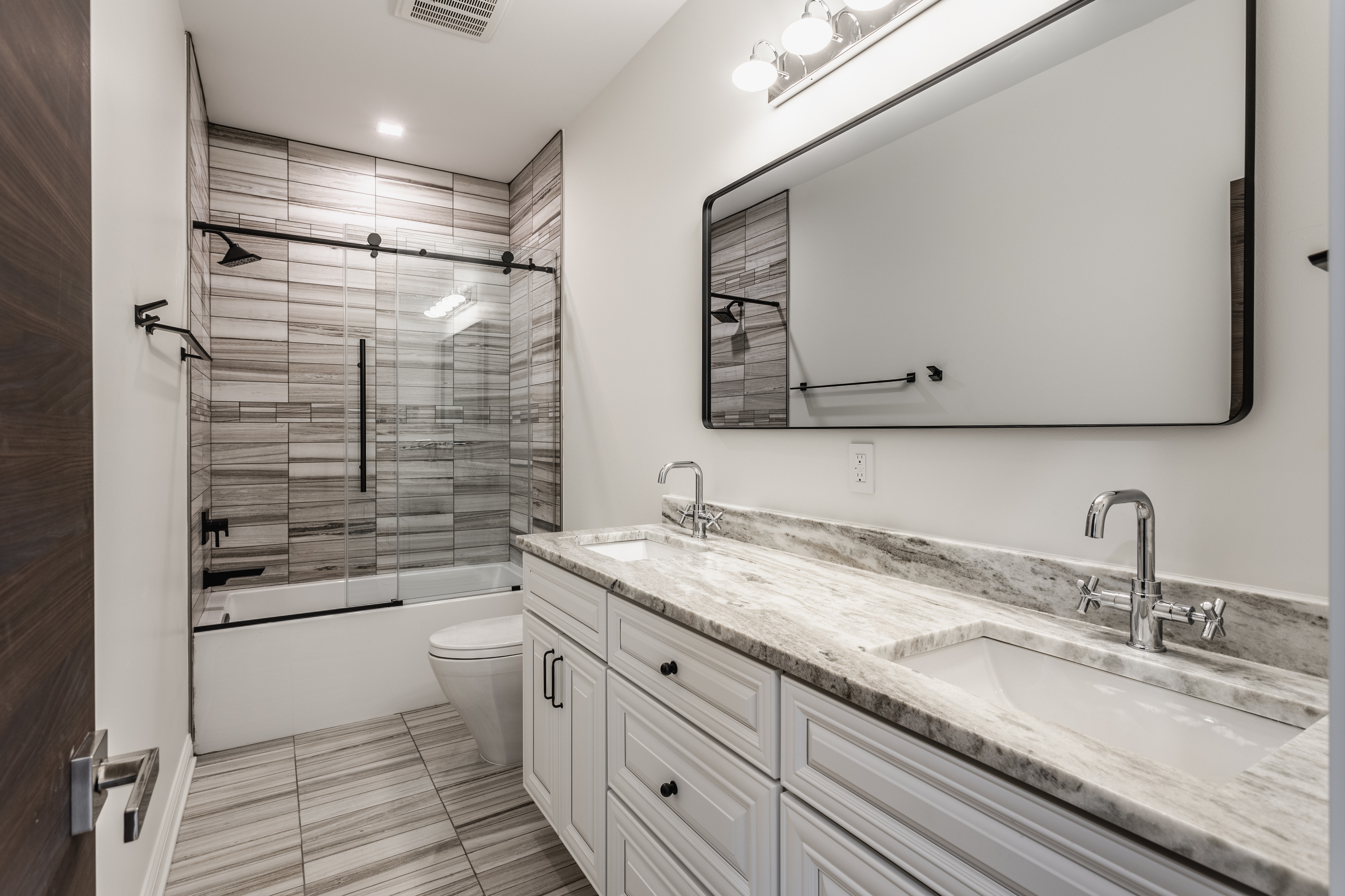 8002 N Meridian Street