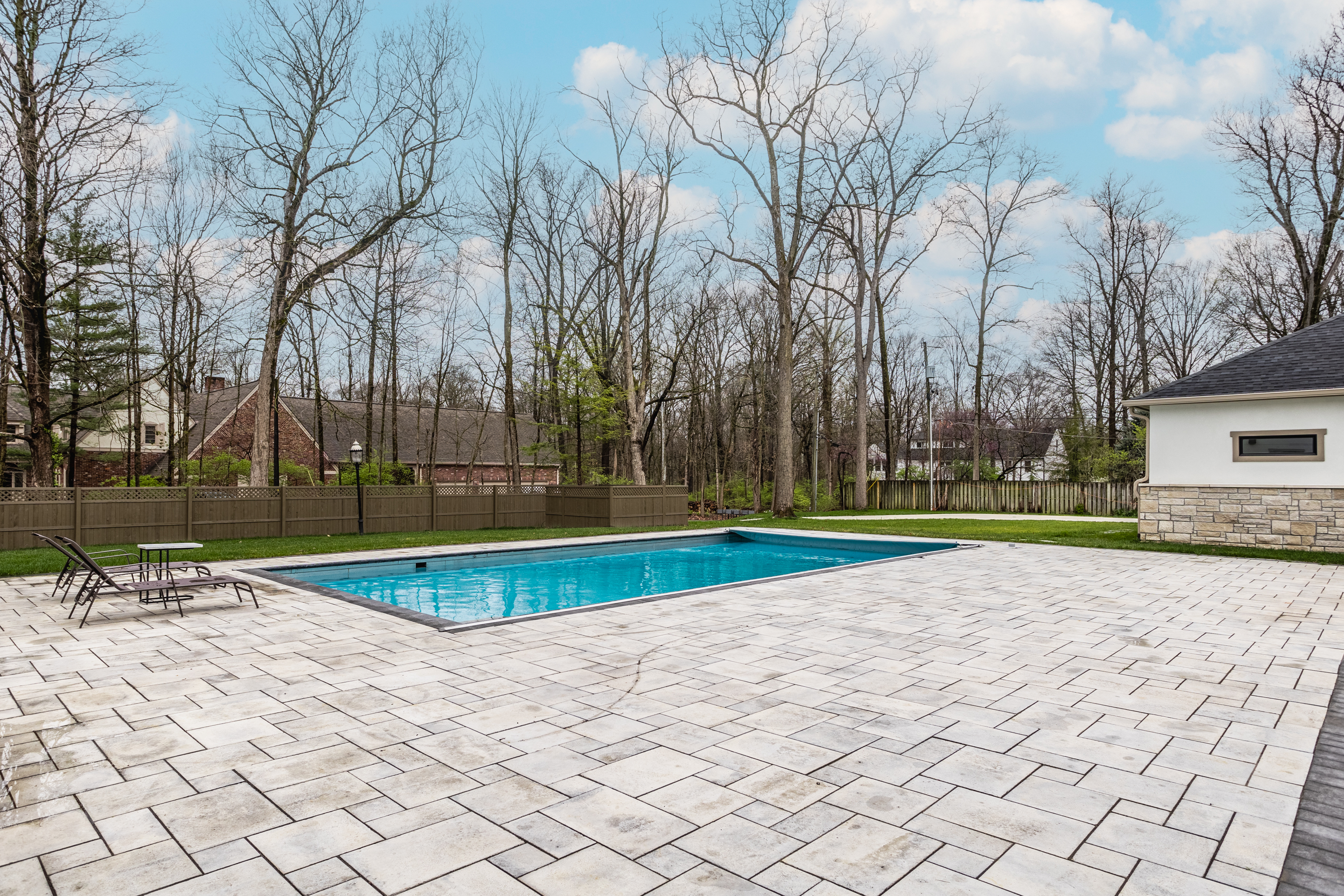 8002 N Meridian Street