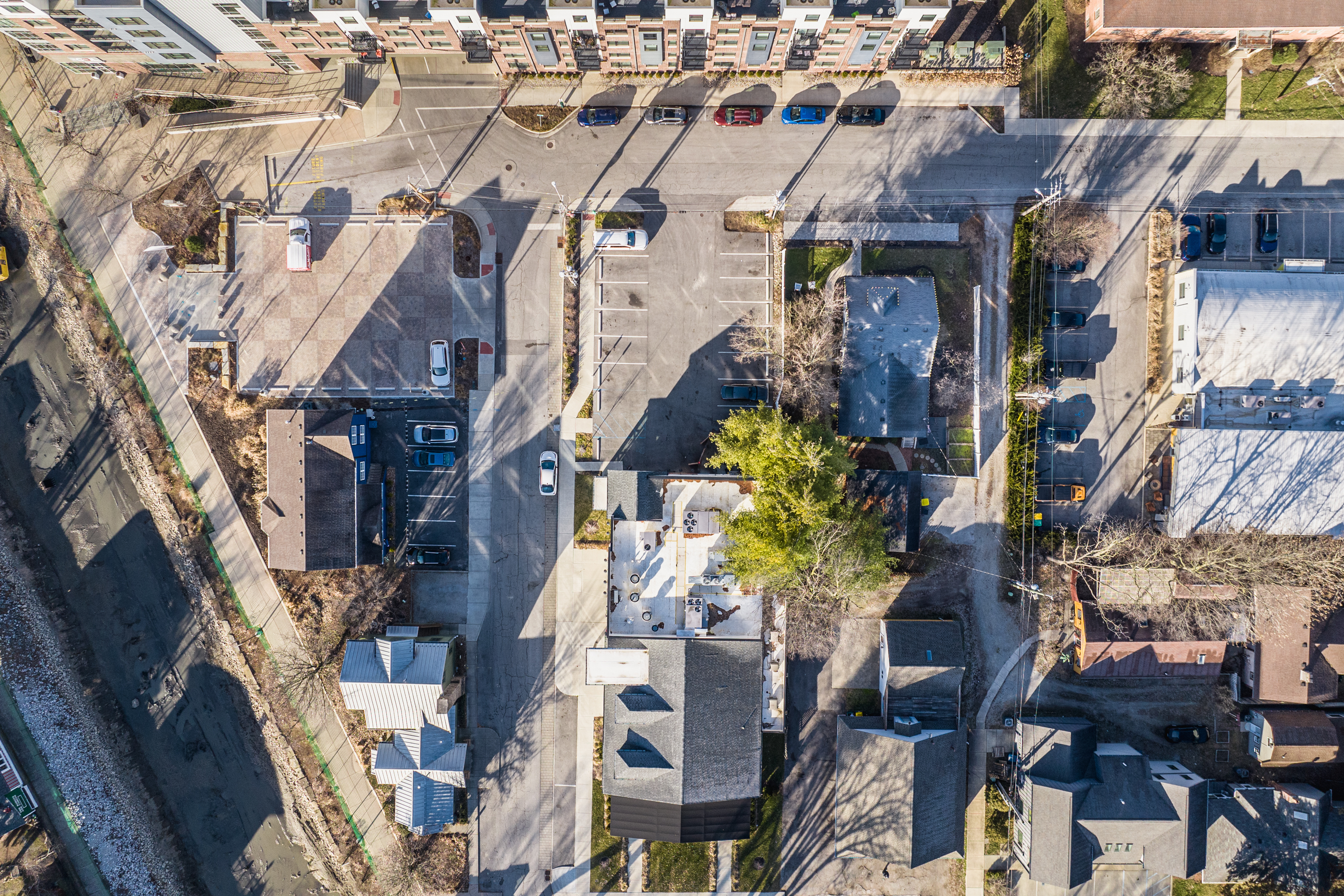 6331 Carrollton Avenue