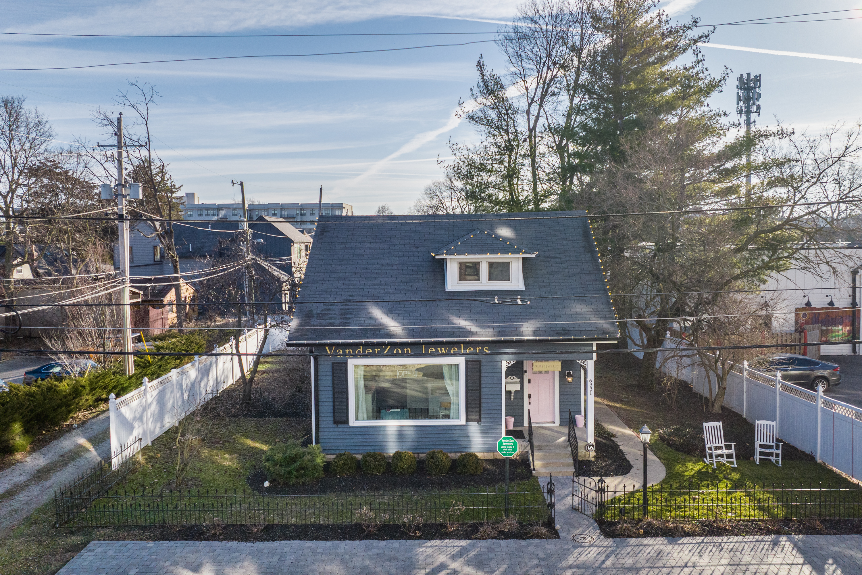 6331 Carrollton Avenue